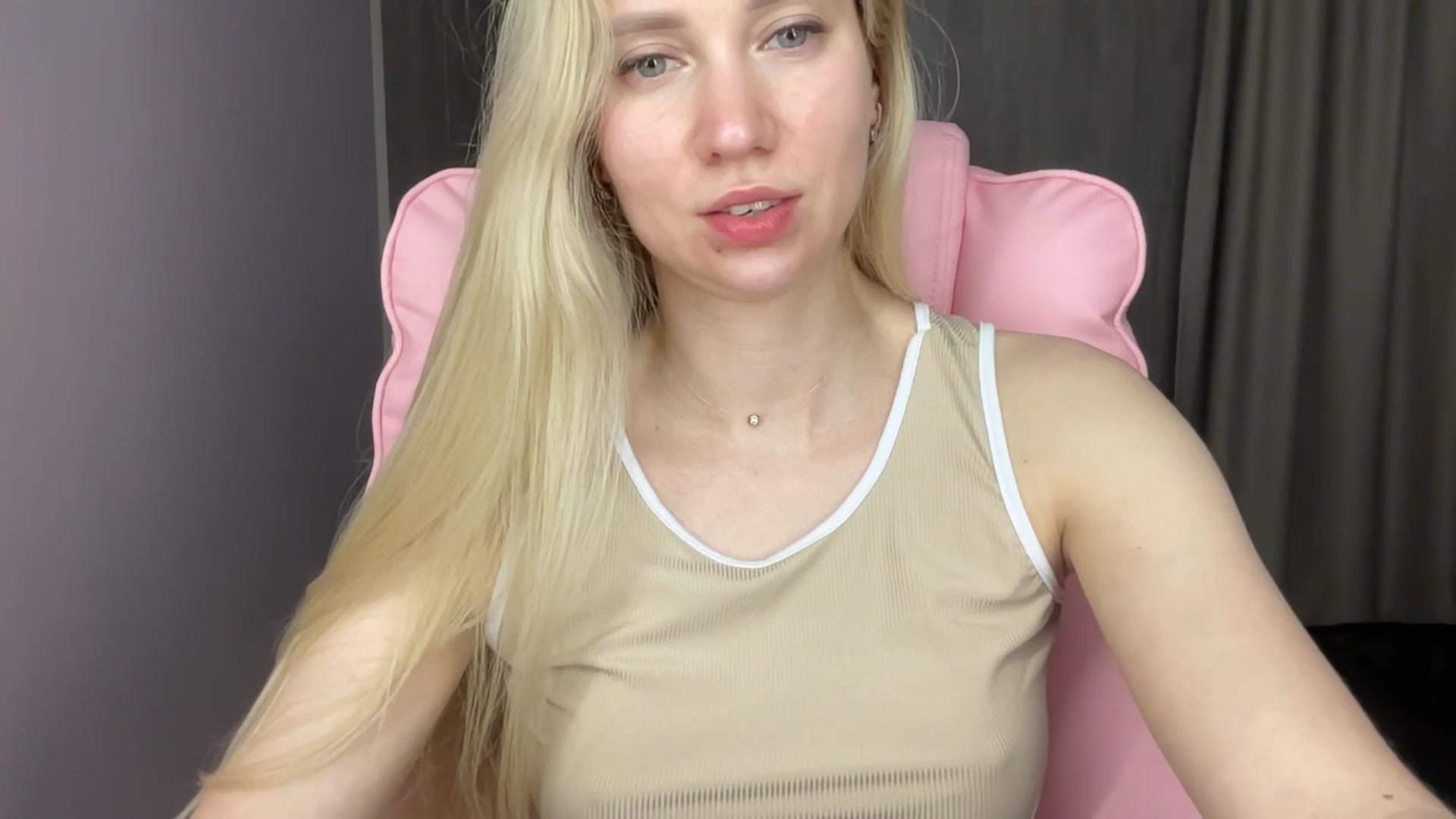 Gallery image thumbnail from Miss_Sylvia's myfreecams stream on, 06/08/2025, 19:12 image 17 of 20