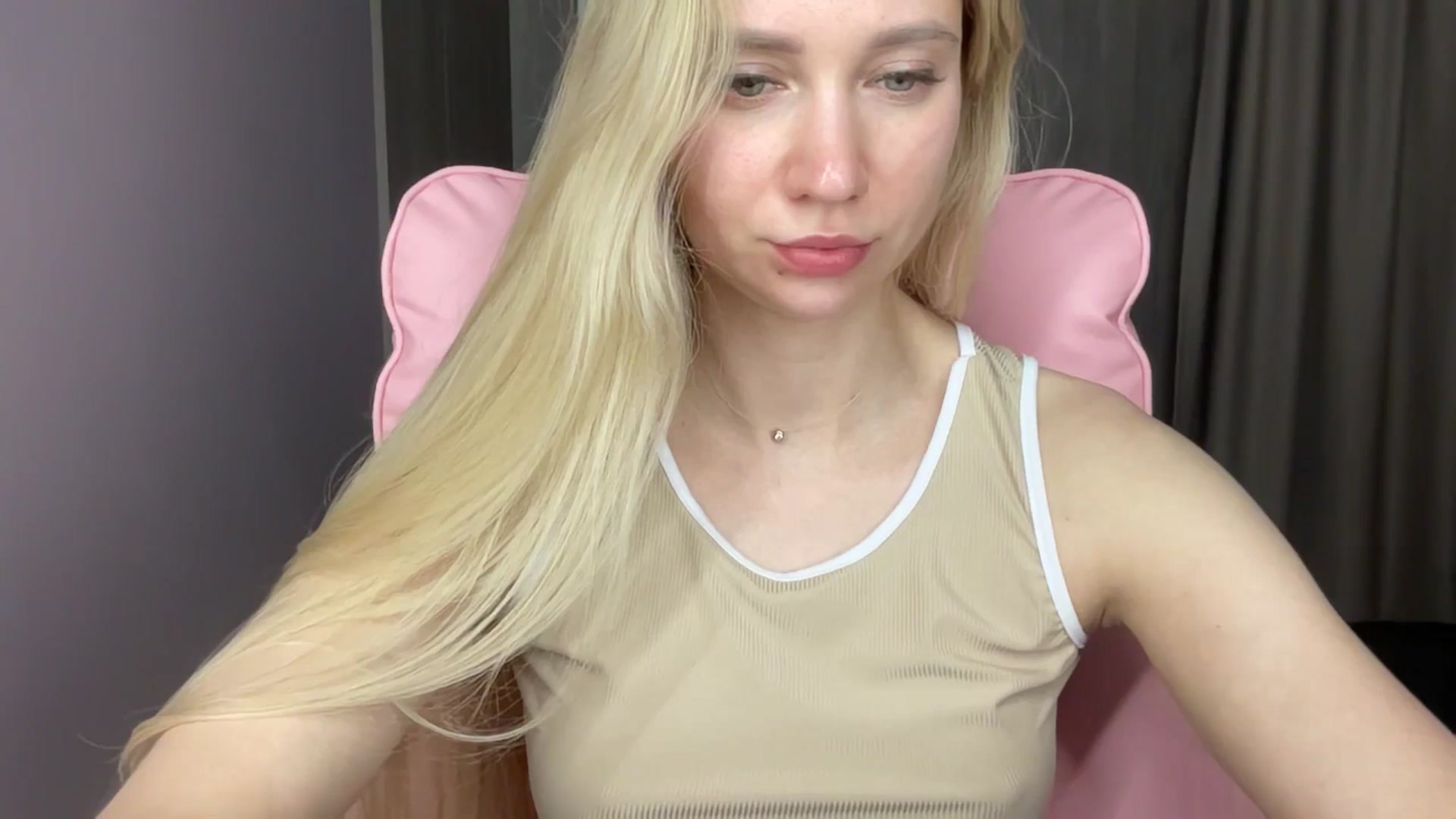 Gallery image thumbnail from Miss_Sylvia's myfreecams stream on, 06/08/2025, 19:12 image 14 of 20