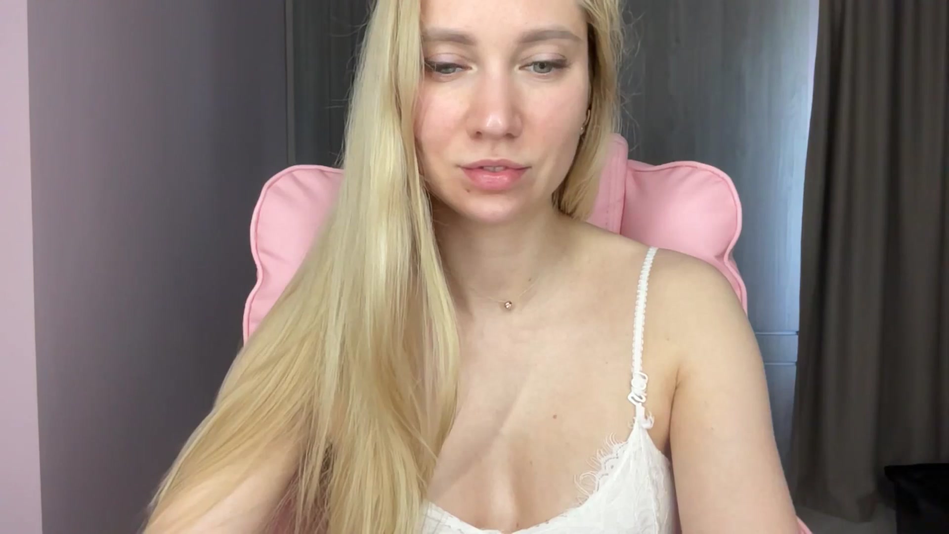 Gallery image thumbnail from Miss_Sylvia's myfreecams stream on, 06/09/2025, 16:03 image 2 of 20