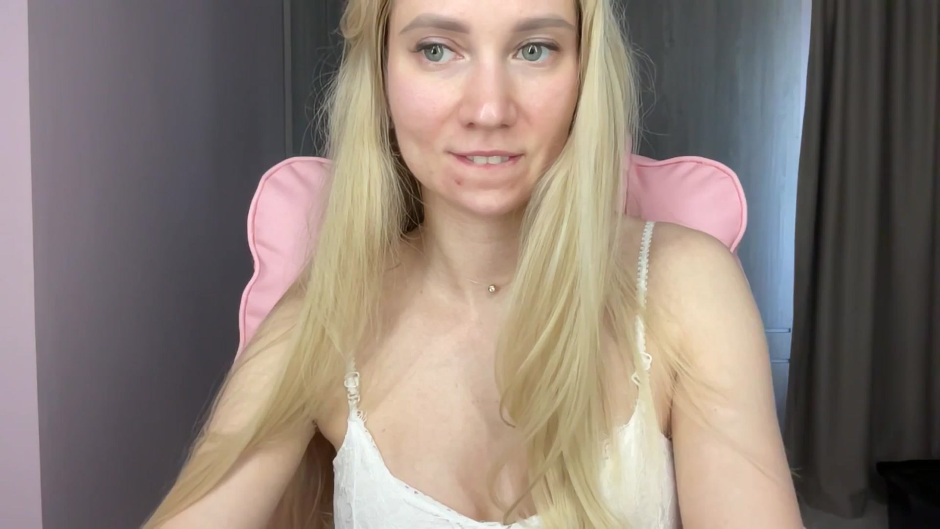 Gallery image thumbnail from Miss_Sylvia's myfreecams stream on, 06/09/2025, 16:03 image 4 of 20