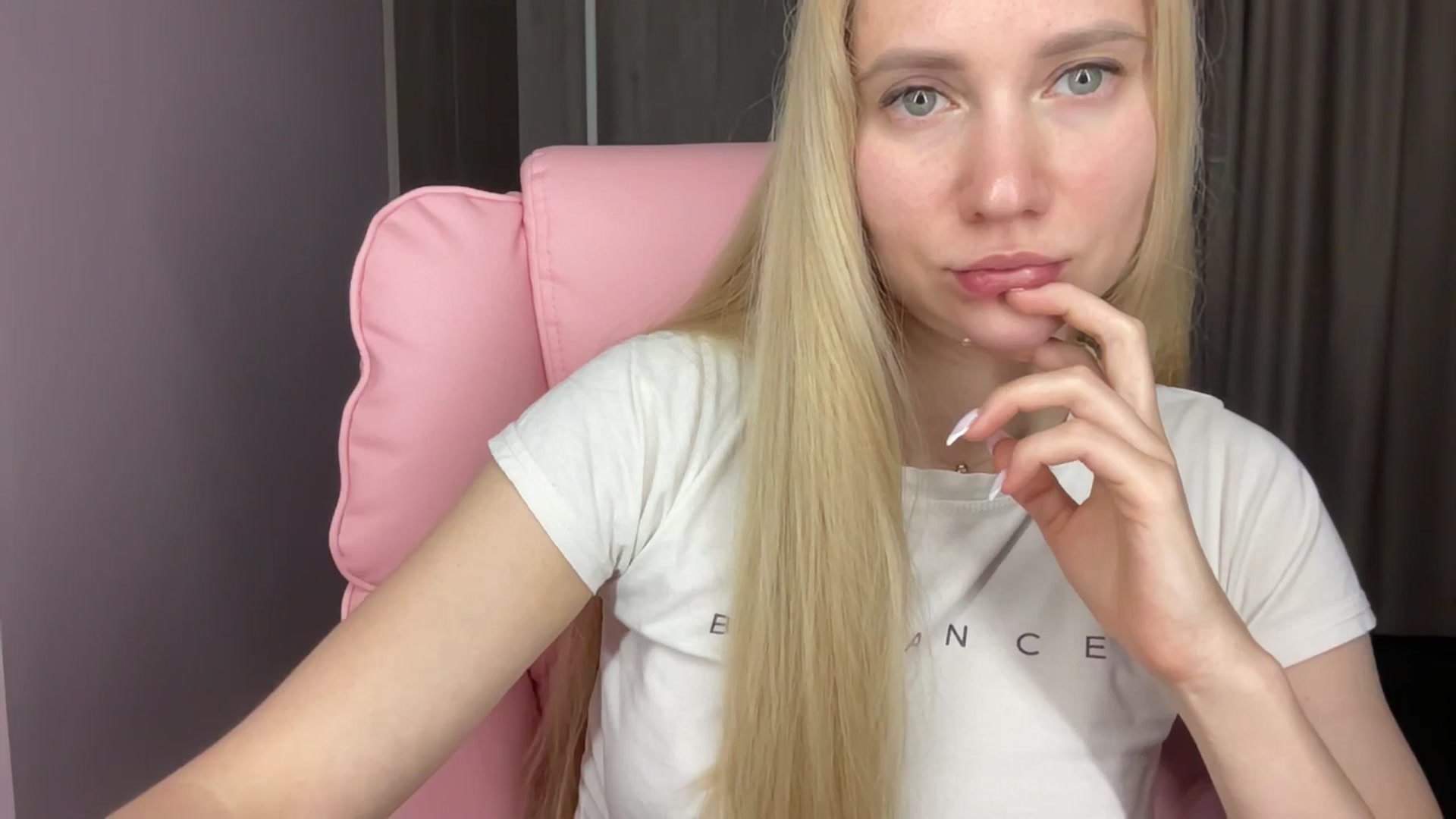 Gallery image thumbnail from Miss_Sylvia's myfreecams stream on, 06/11/2025, 18:29 image 20 of 20