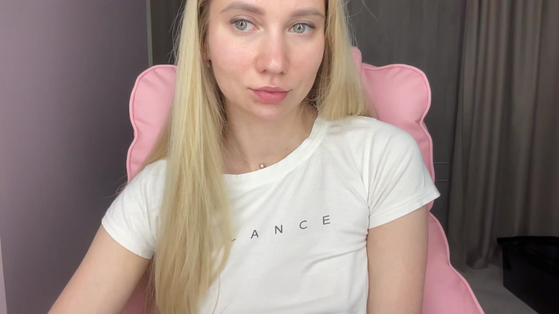 Gallery image thumbnail from Miss_Sylvia's myfreecams stream on, 06/11/2025, 18:29 image 12 of 20
