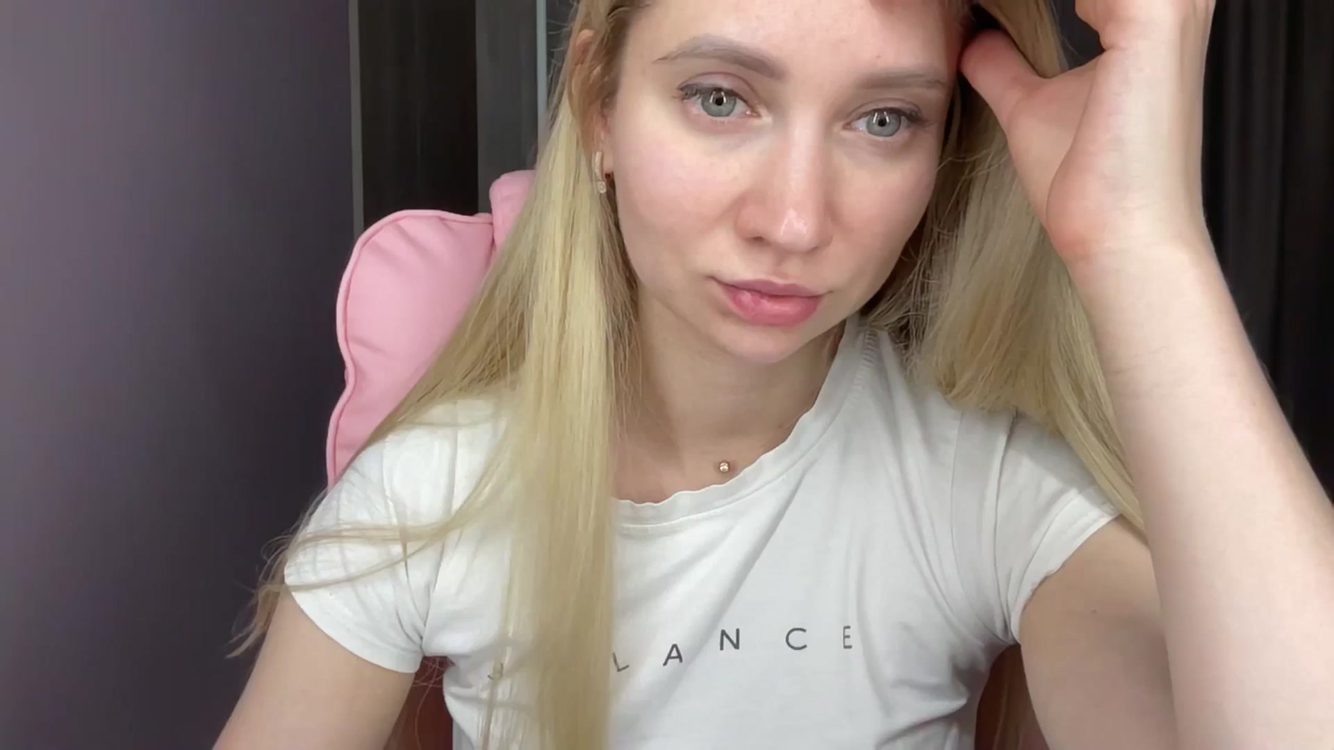 Gallery image thumbnail from Miss_Sylvia's myfreecams stream on, 06/11/2025, 20:23 image 7 of 20