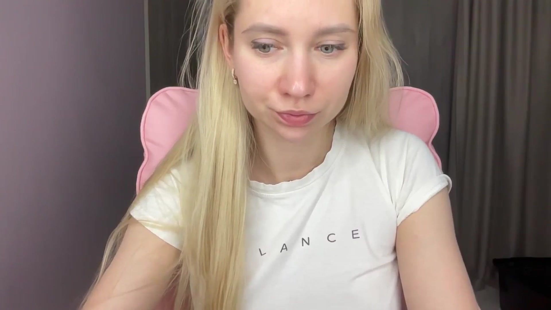 Gallery image thumbnail from Miss_Sylvia's myfreecams stream on, 06/11/2025, 20:23 image 18 of 20