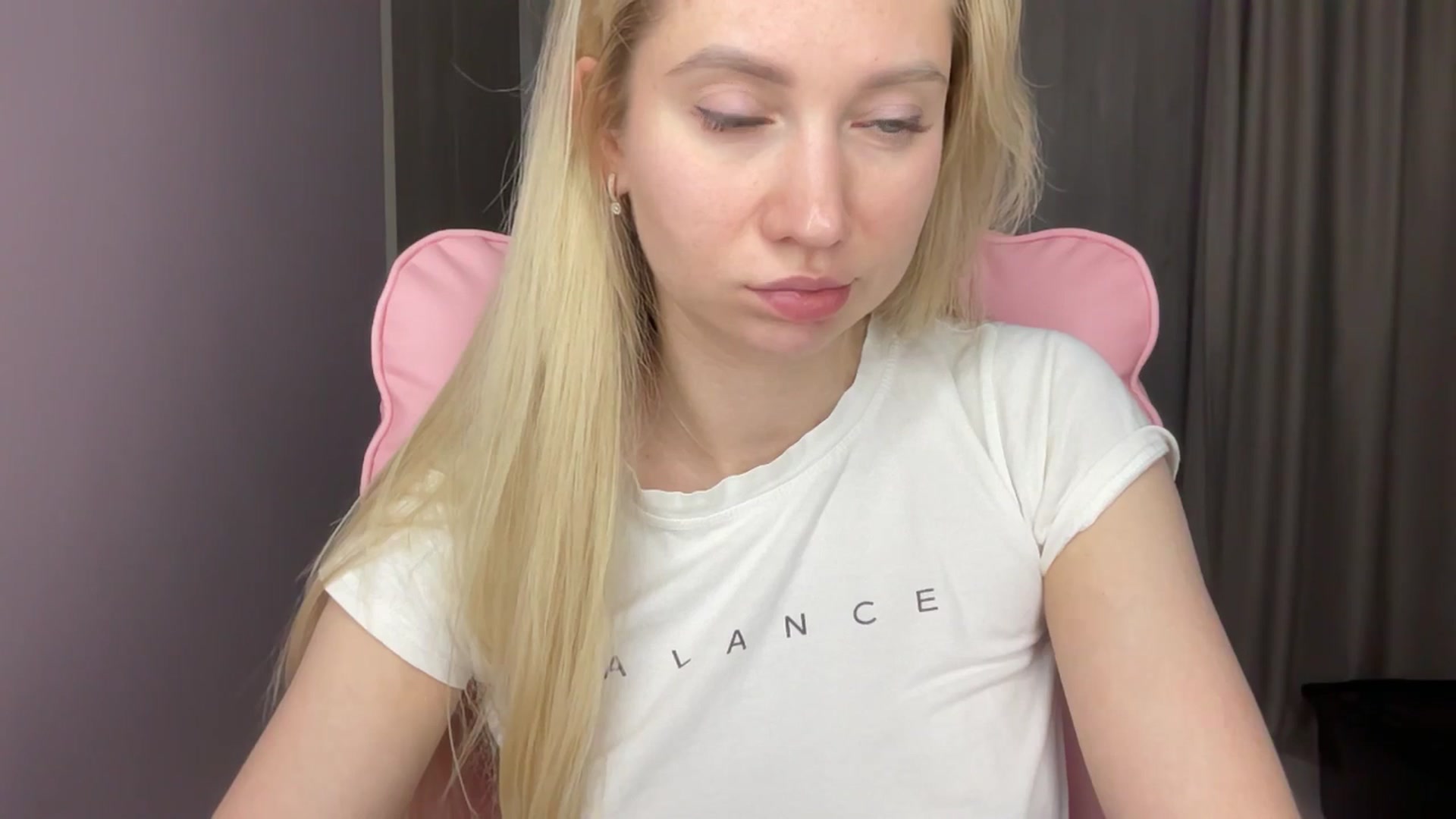 Gallery image thumbnail from Miss_Sylvia's myfreecams stream on, 06/11/2025, 20:23 image 14 of 20