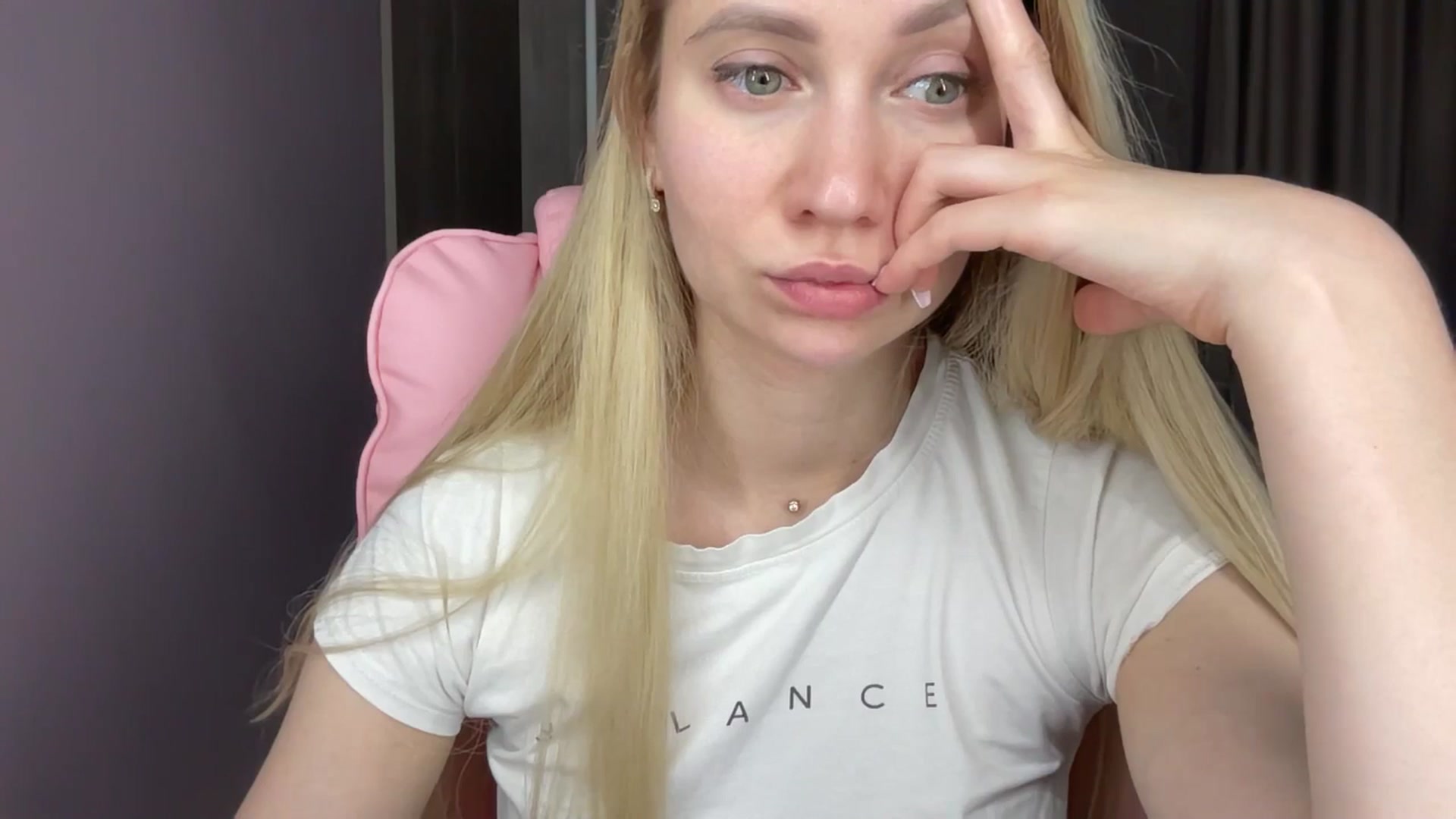 Gallery image thumbnail from Miss_Sylvia's myfreecams stream on, 06/11/2025, 20:23 image 9 of 20