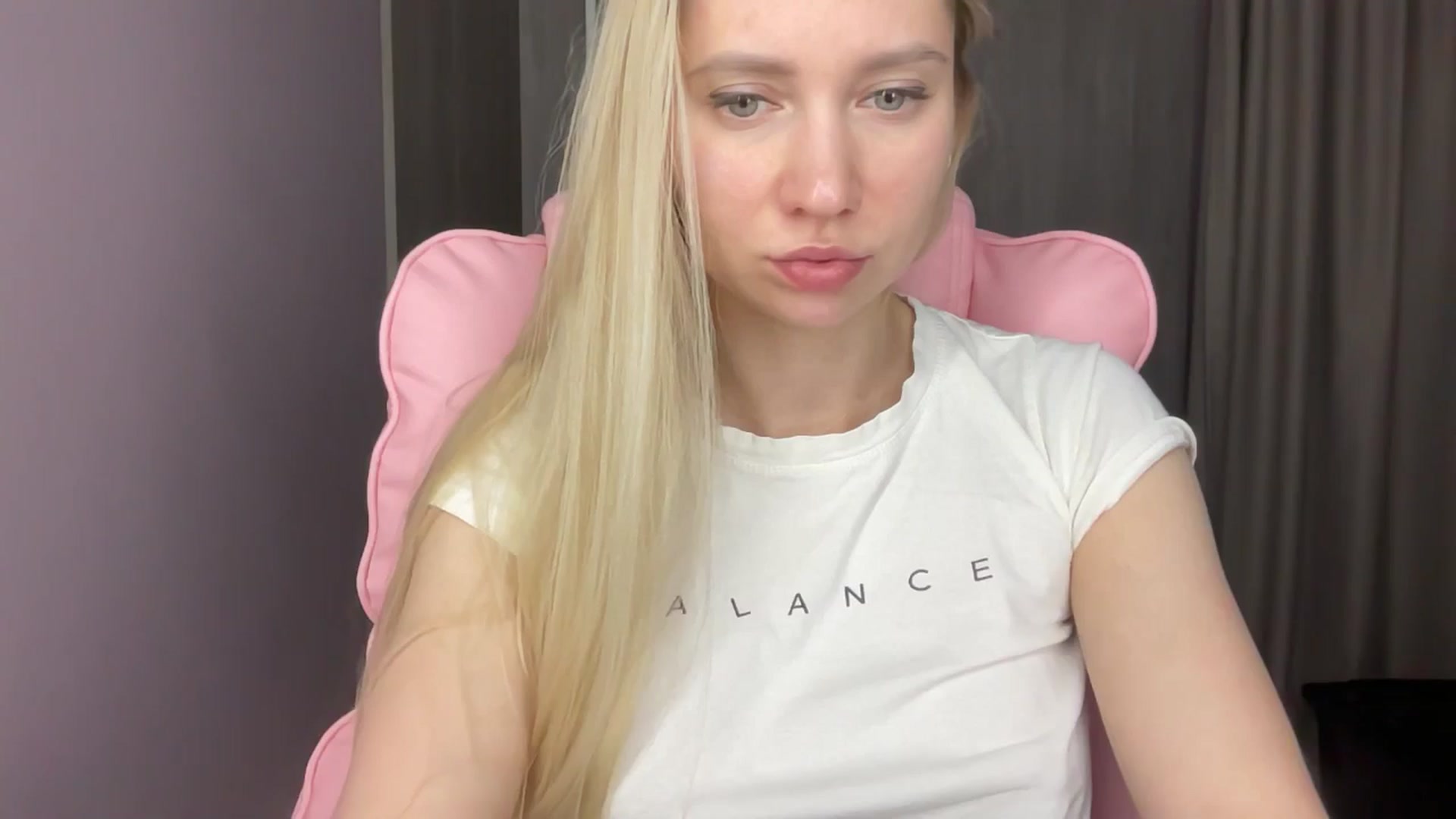 Gallery image thumbnail from Miss_Sylvia's myfreecams stream on, 06/11/2025, 20:23 image 19 of 20