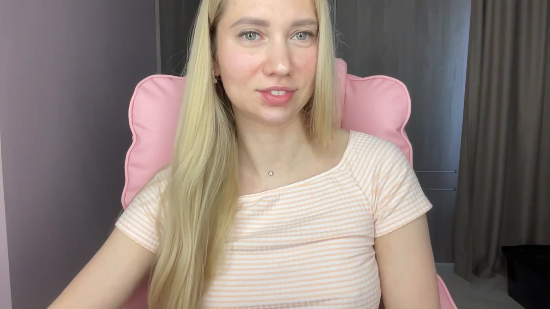 Gallery image thumbnail from Miss_Sylvia's myfreecams stream on, 06/12/2025, 17:08 image 7 of 20