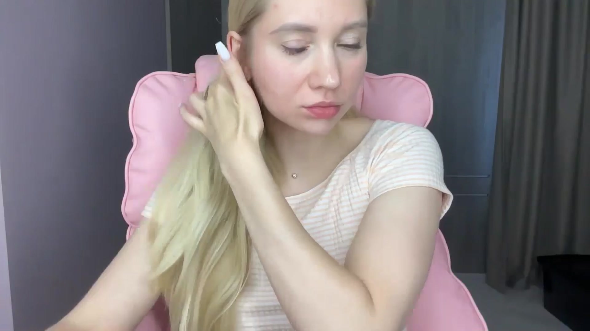 Gallery image thumbnail from Miss_Sylvia's myfreecams stream on, 06/12/2025, 17:08 image 18 of 20