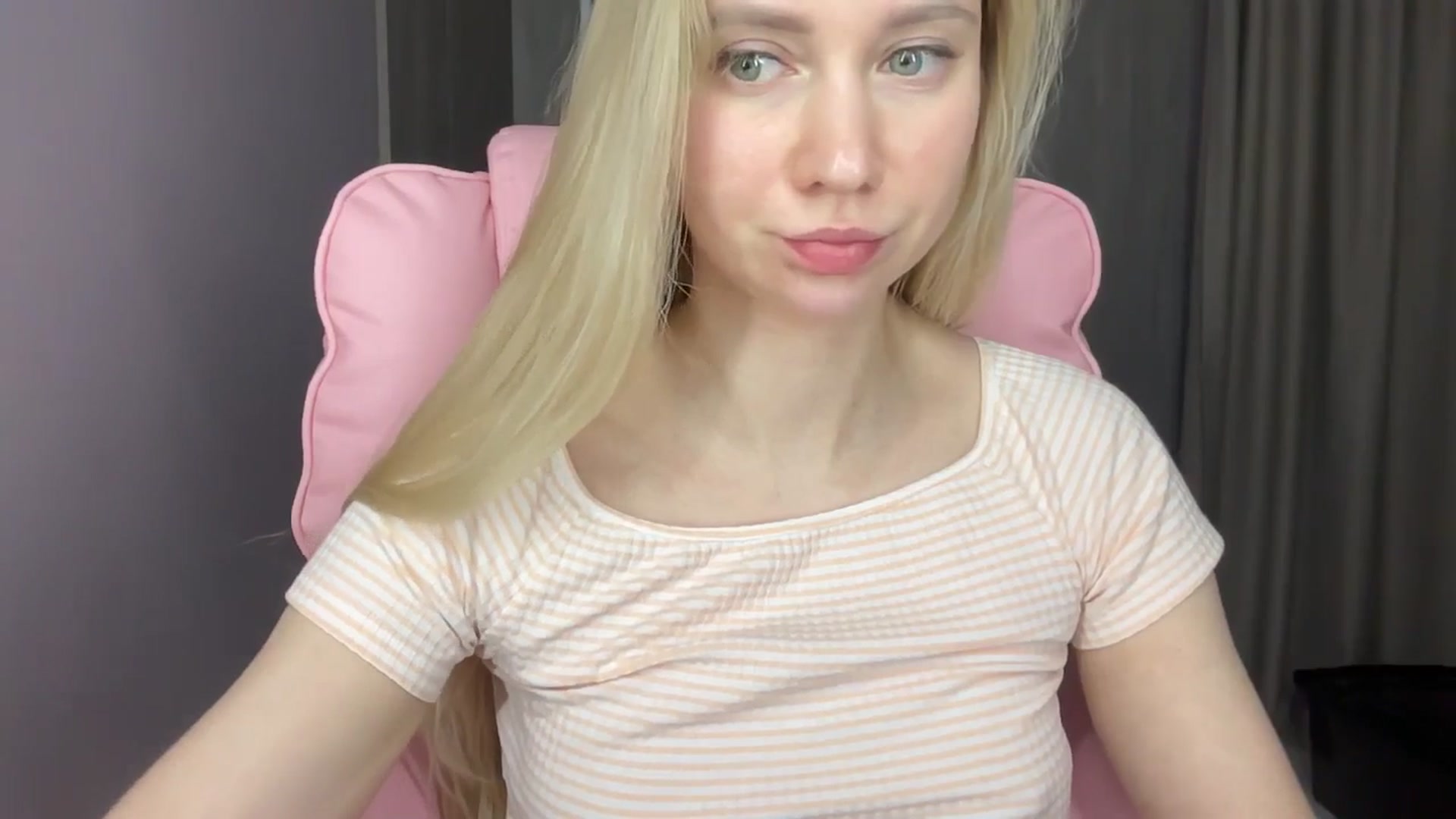Gallery image thumbnail from Miss_Sylvia's myfreecams stream on, 06/12/2025, 18:26 image 2 of 20