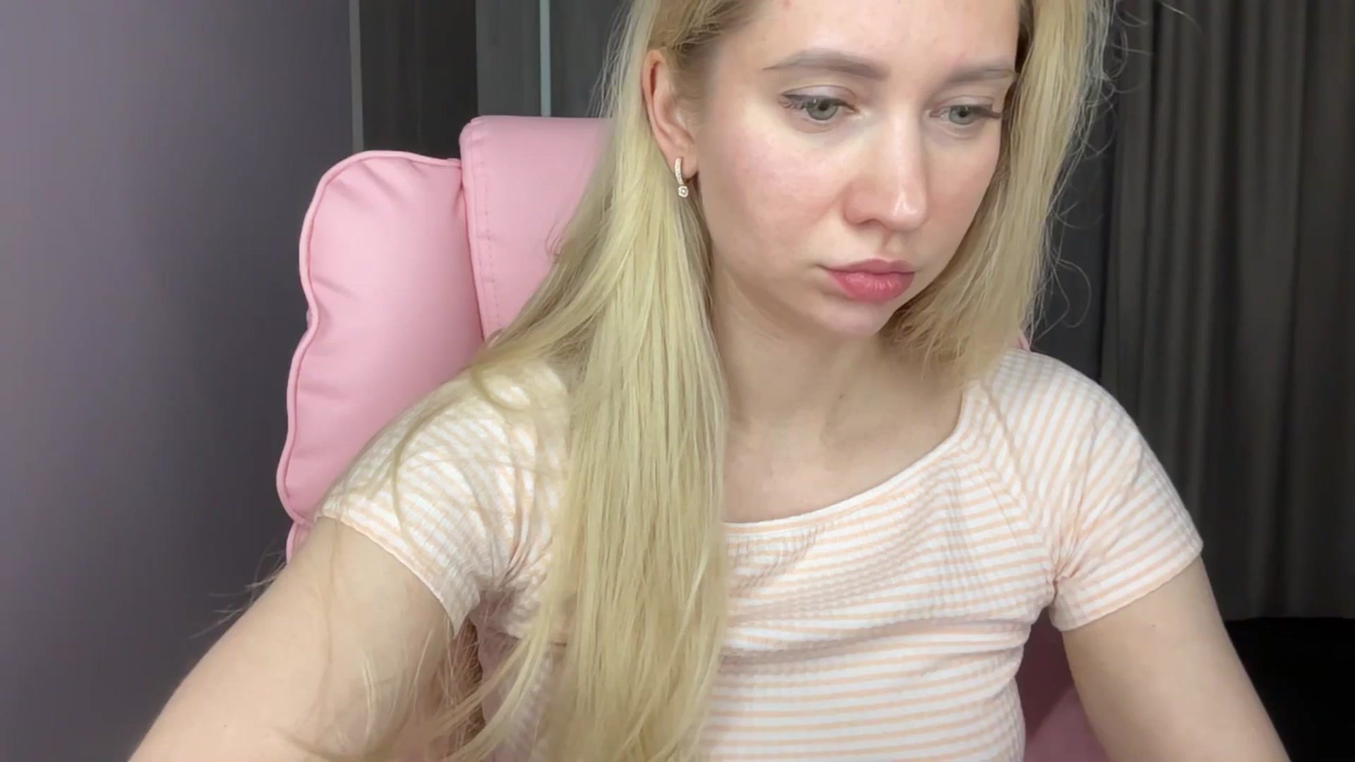 Gallery image thumbnail from Miss_Sylvia's myfreecams stream on, 06/12/2025, 18:26 image 17 of 20