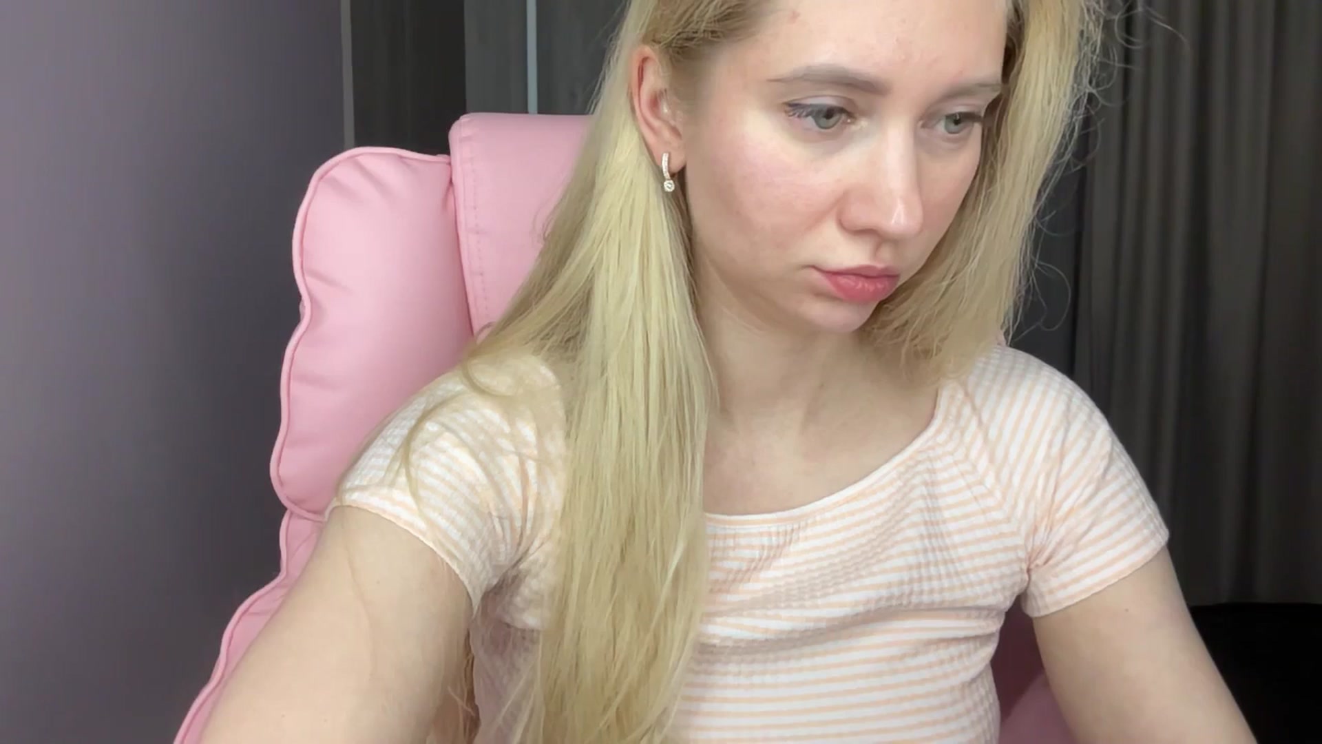 Gallery image thumbnail from Miss_Sylvia's myfreecams stream on, 06/12/2025, 18:26 image 18 of 20