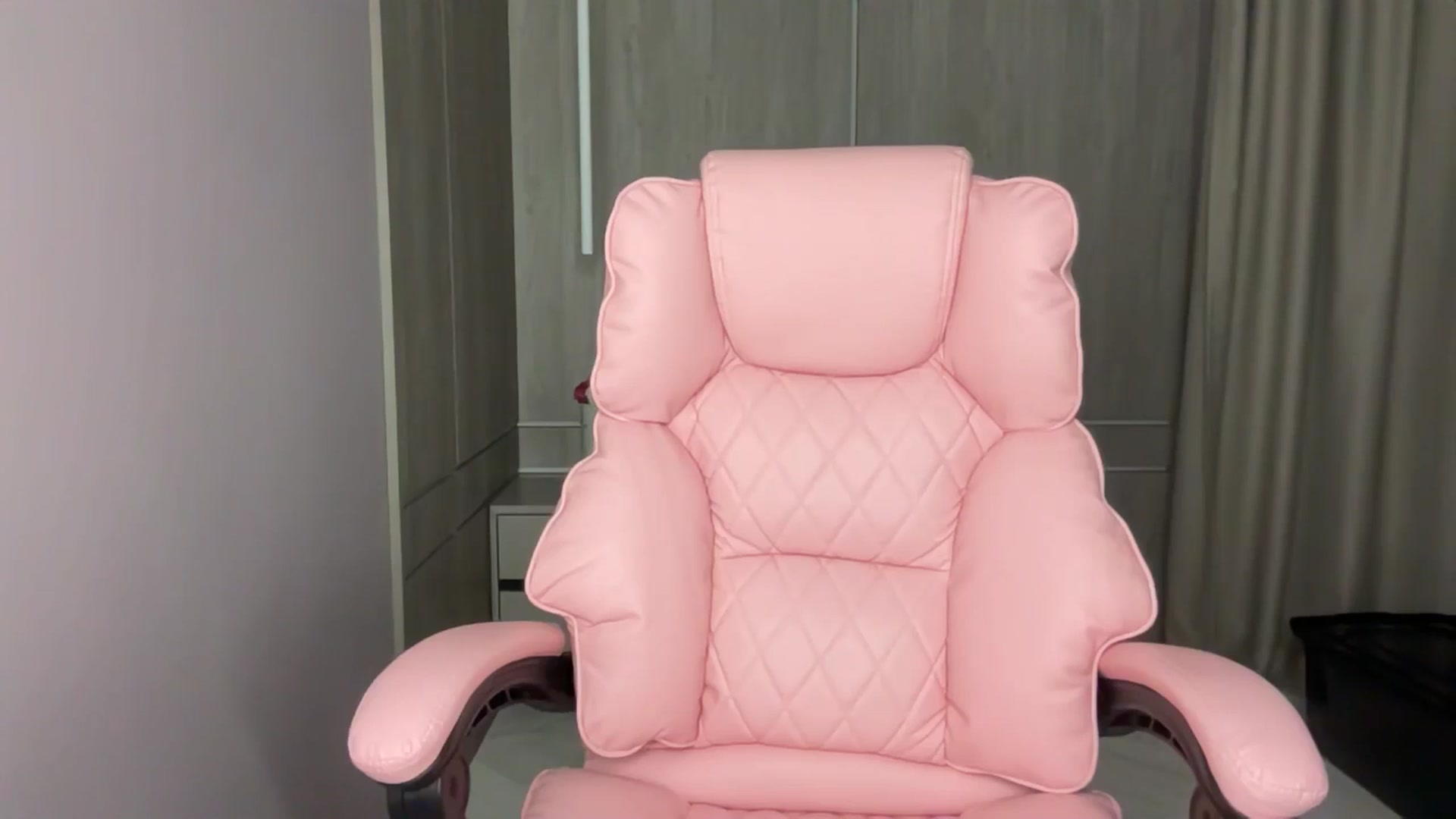 Gallery image thumbnail from Miss_Sylvia's myfreecams stream on, 06/12/2025, 19:35 image 5 of 20