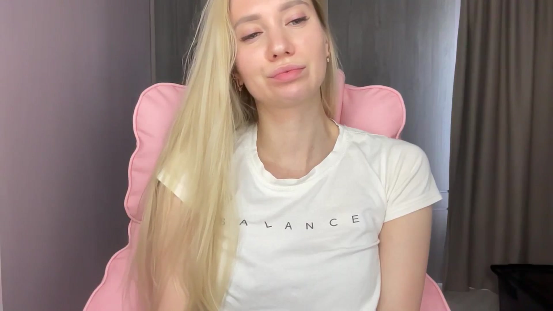Gallery image thumbnail from Miss_Sylvia's myfreecams stream on, 06/14/2025, 13:41 image 13 of 20
