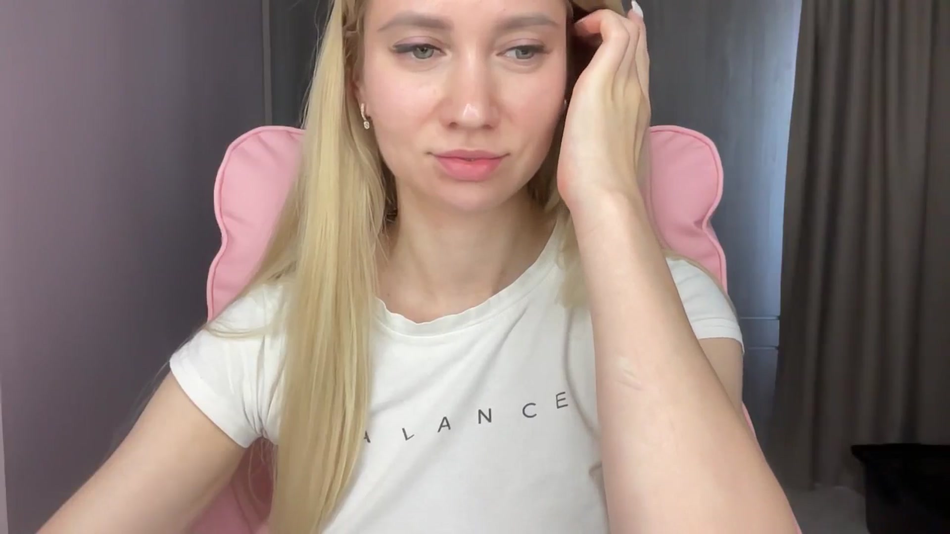 Gallery image thumbnail from Miss_Sylvia's myfreecams stream on, 06/14/2025, 15:18 image 7 of 20