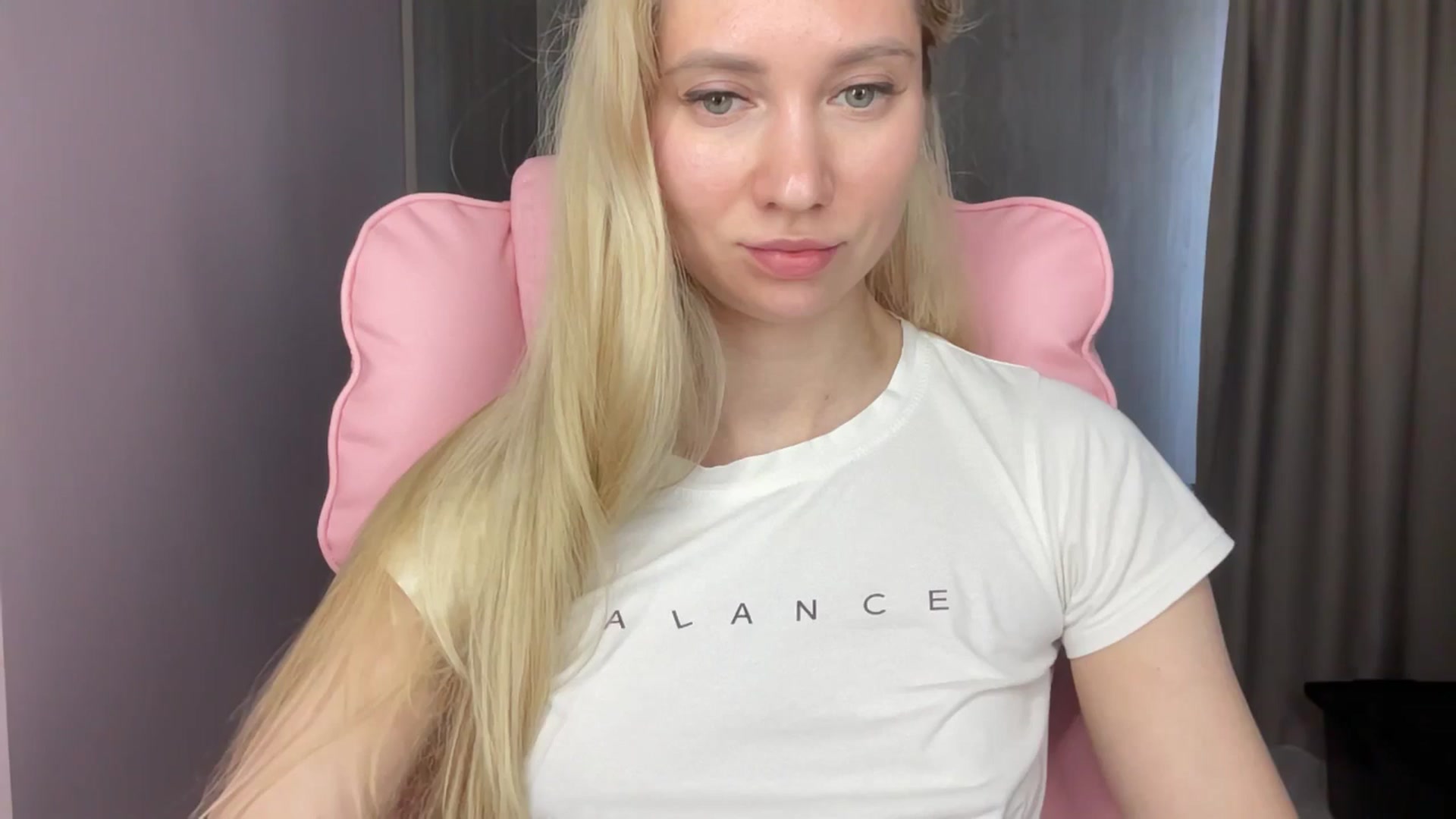 Gallery image thumbnail from Miss_Sylvia's myfreecams stream on, 06/14/2025, 15:18 image 12 of 20