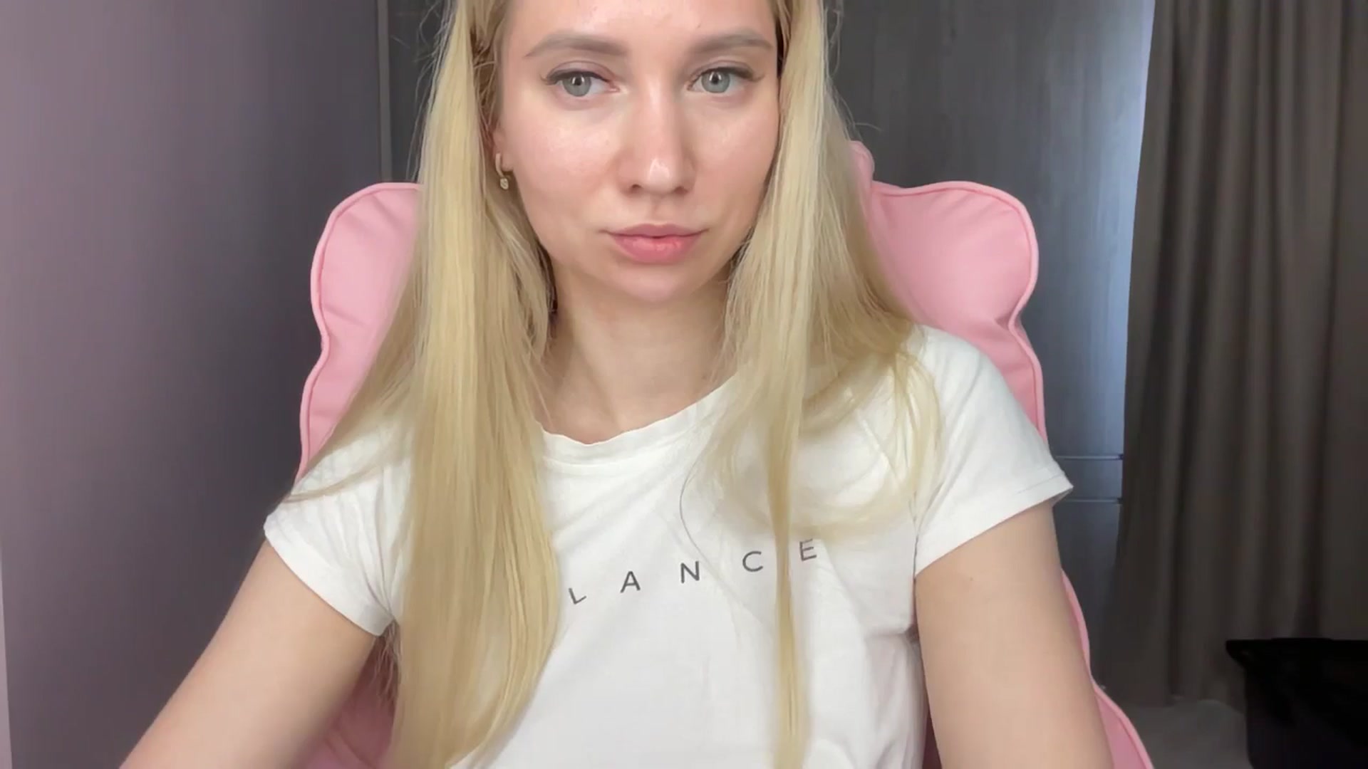 Gallery image thumbnail from Miss_Sylvia's myfreecams stream on, 06/14/2025, 15:18 image 10 of 20