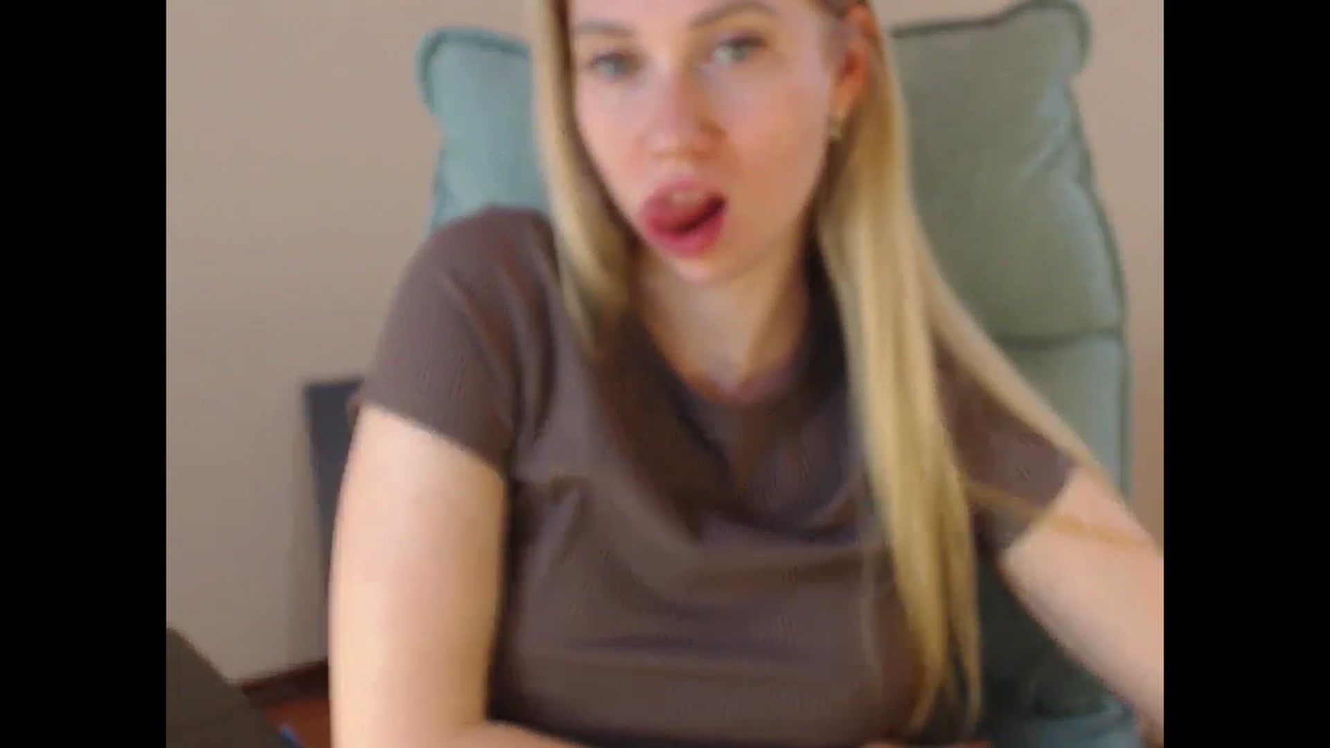 Gallery image thumbnail from Miss_Sylvia's myfreecams stream on, 06/17/2025, 17:47 image 8 of 20