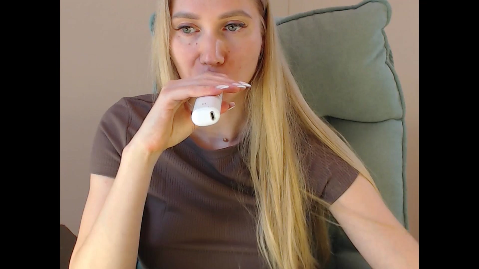 Gallery image thumbnail from Miss_Sylvia's myfreecams stream on, 06/17/2025, 17:47 image 10 of 20