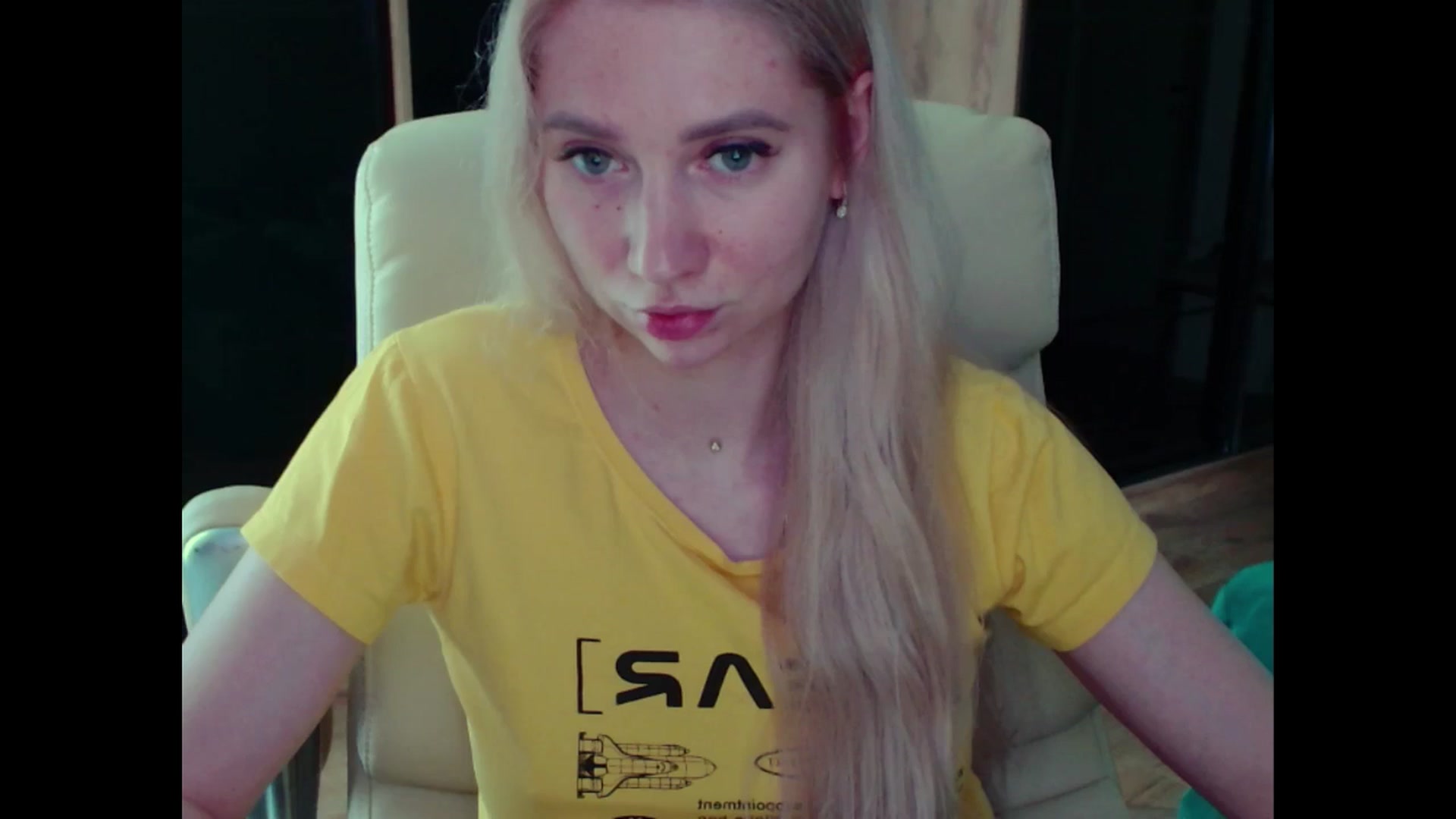 Gallery image thumbnail from Miss_Sylvia's myfreecams stream on, 06/18/2025, 15:01 image 3 of 20