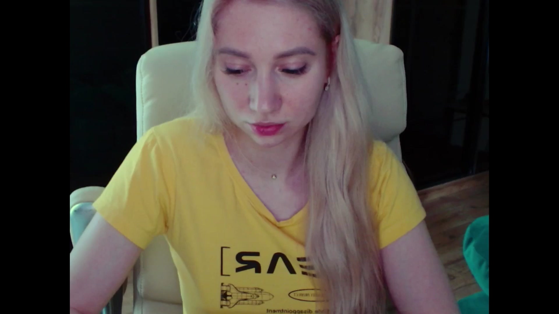 Gallery image thumbnail from Miss_Sylvia's myfreecams stream on, 06/18/2025, 15:01 image 6 of 20