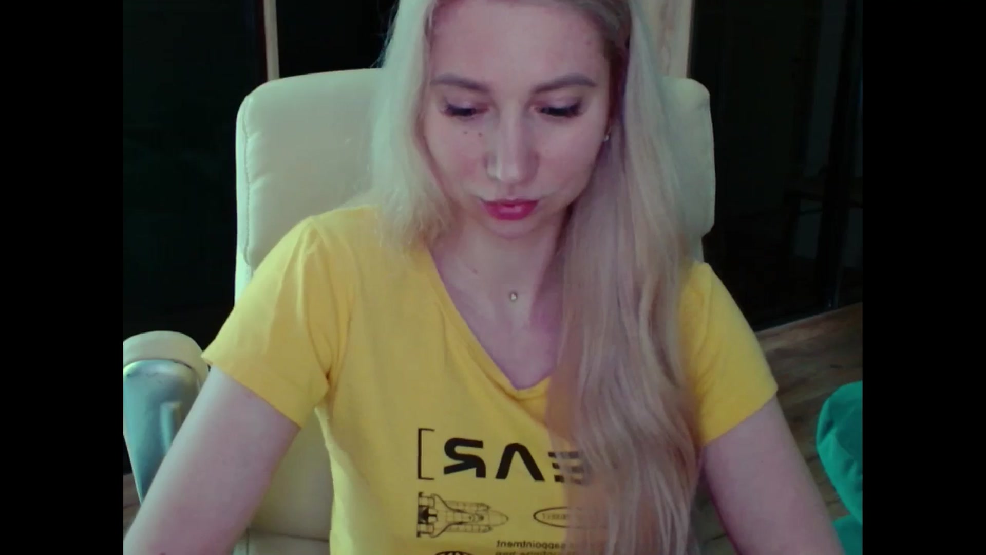 Gallery image thumbnail from Miss_Sylvia's myfreecams stream on, 06/18/2025, 15:01 image 19 of 20