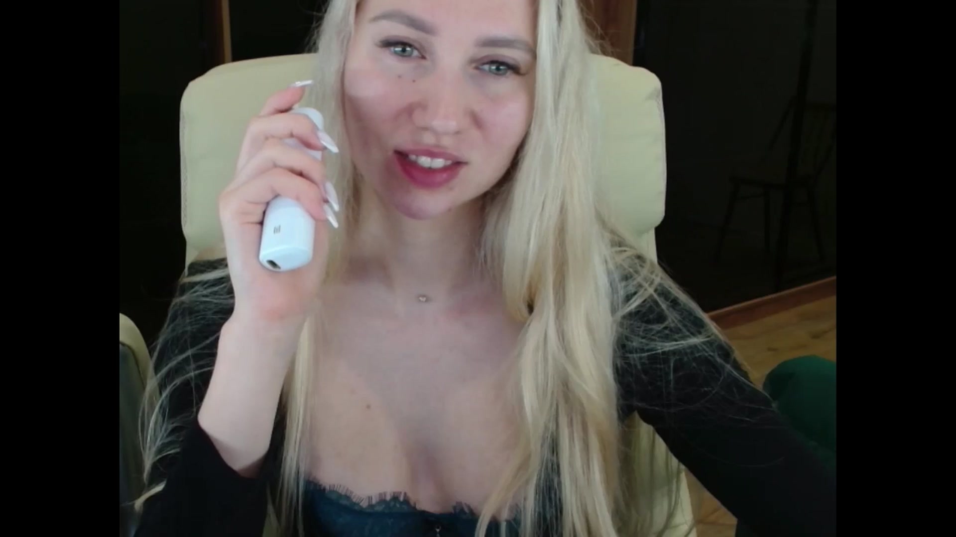 Gallery image thumbnail from Miss_Sylvia's myfreecams stream on, 06/18/2025, 20:46 image 4 of 20