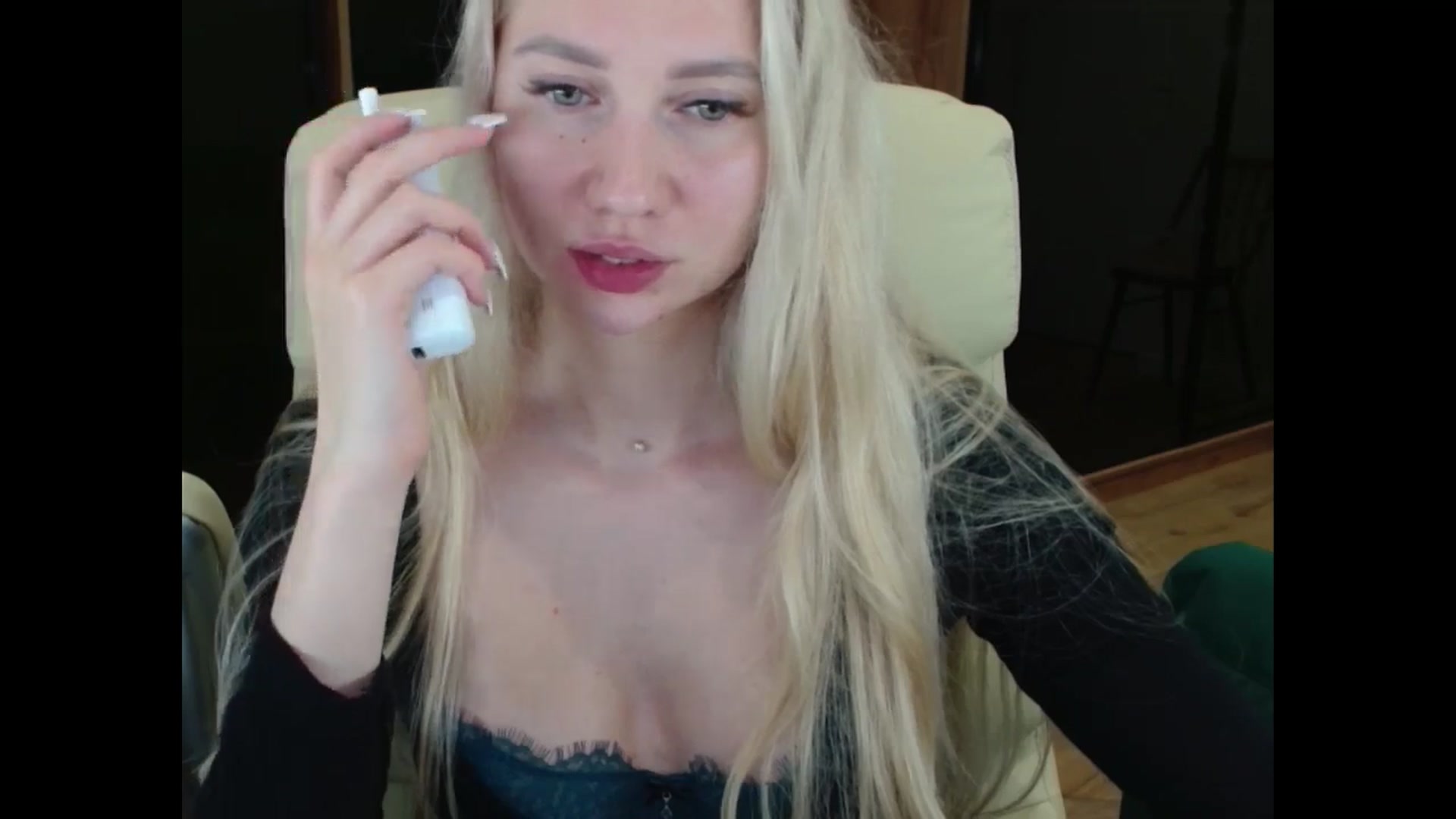 Gallery image thumbnail from Miss_Sylvia's myfreecams stream on, 06/18/2025, 20:46 image 5 of 20