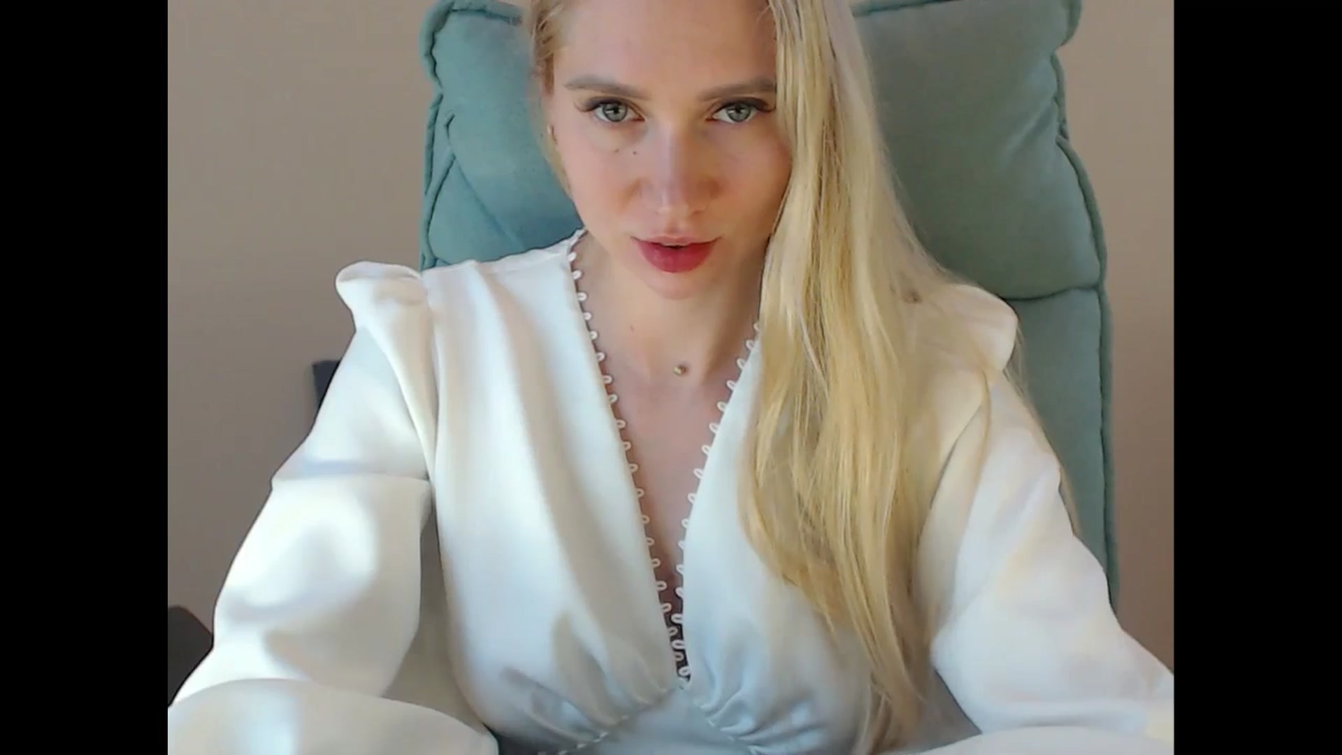 Gallery image thumbnail from Miss_Sylvia's myfreecams stream on, 06/19/2025, 13:21 image 20 of 20