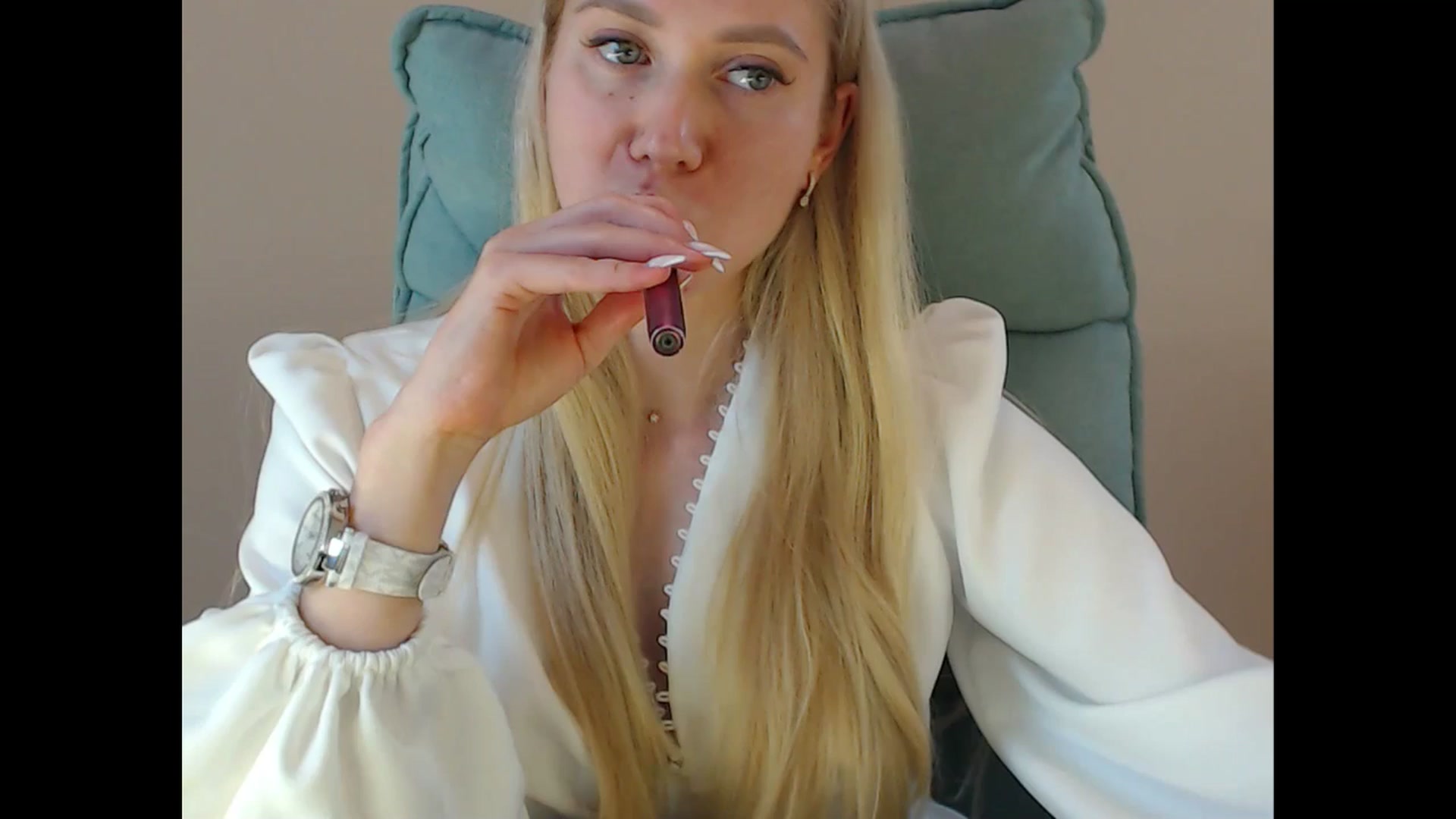 Gallery image thumbnail from Miss_Sylvia's myfreecams stream on, 06/19/2025, 13:21 image 12 of 20