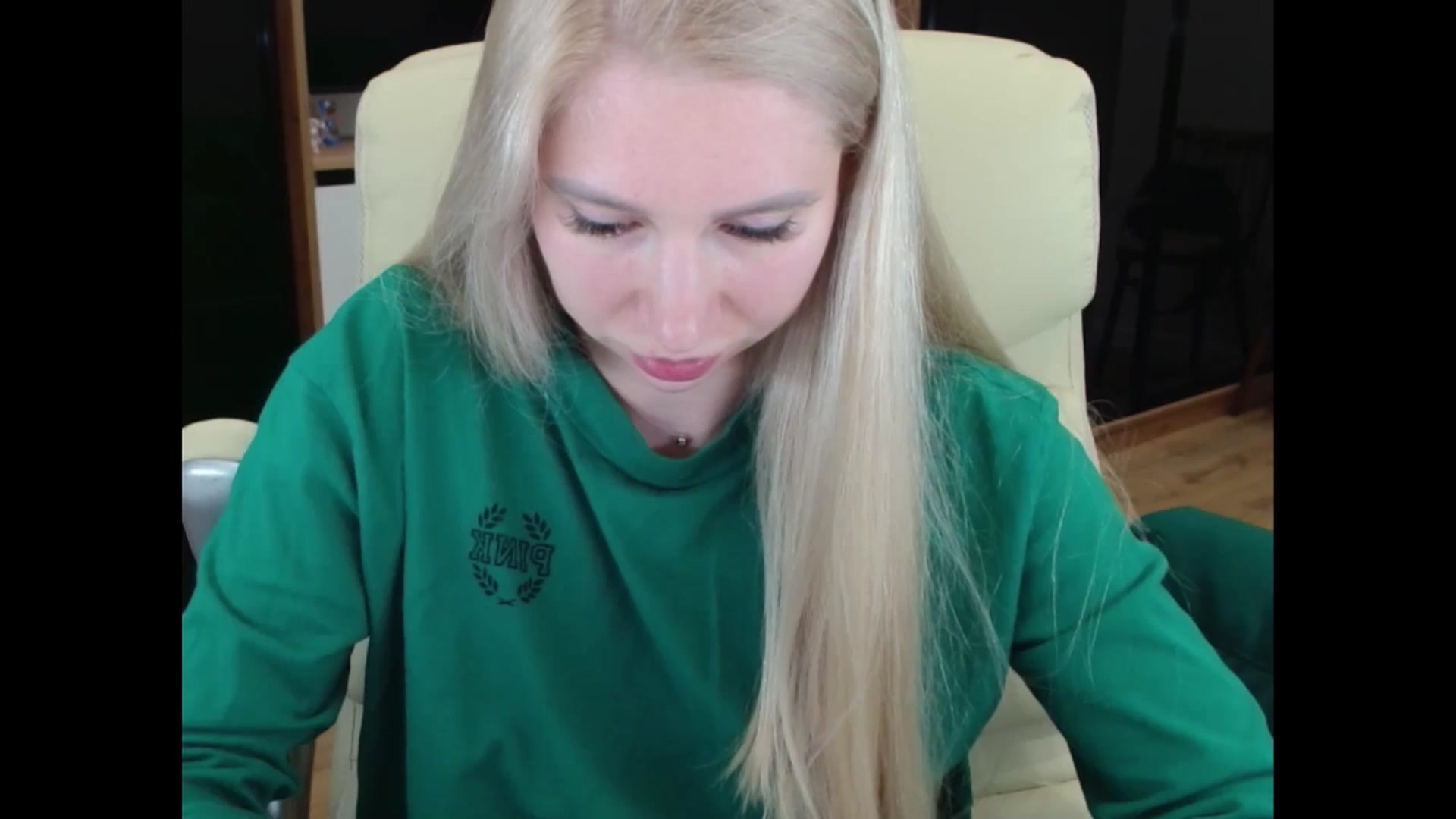 Gallery image thumbnail from Miss_Sylvia's myfreecams stream on, 06/20/2025, 20:00 image 2 of 20