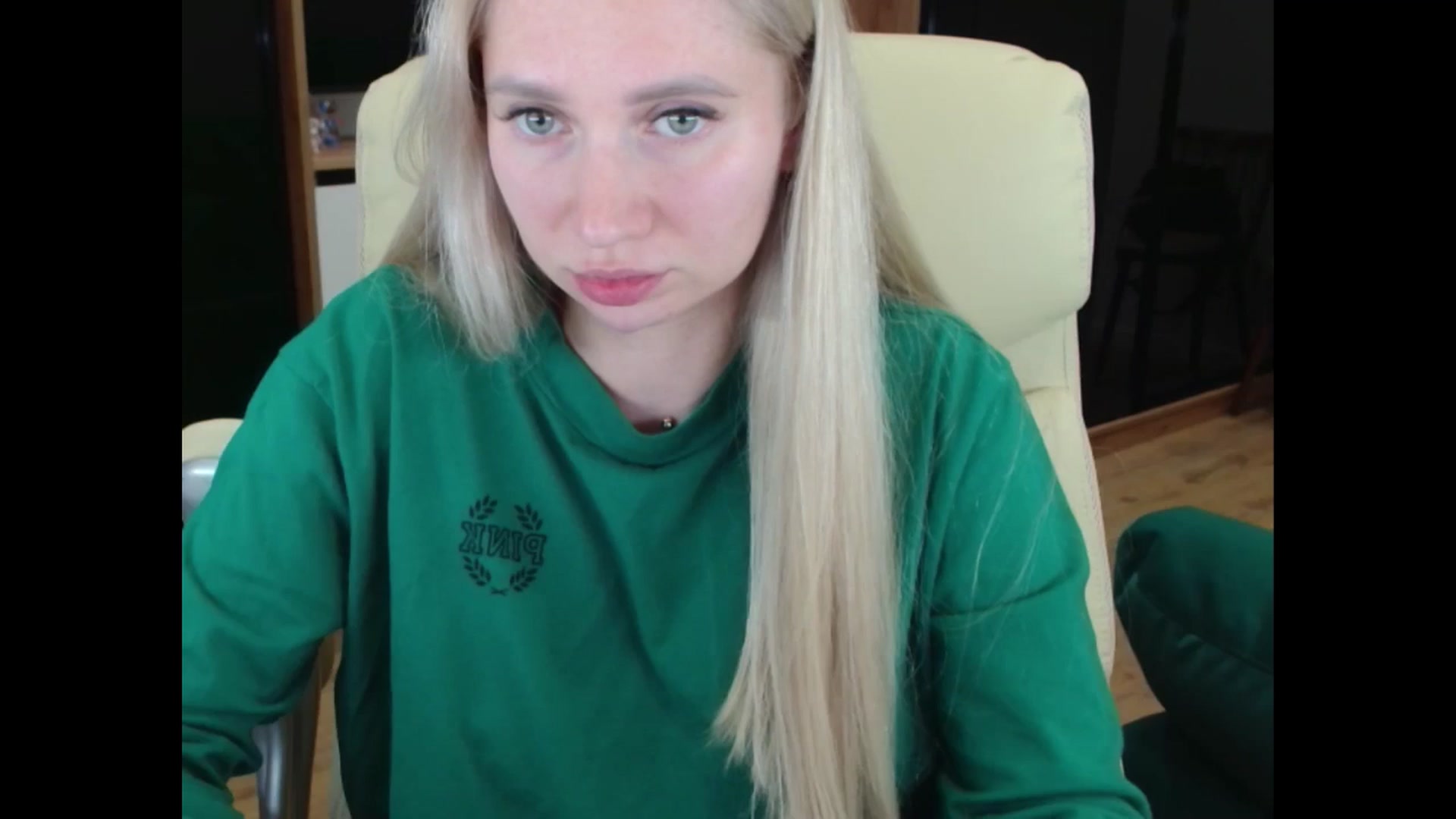 Gallery image thumbnail from Miss_Sylvia's myfreecams stream on, 06/20/2025, 20:00 image 1 of 20
