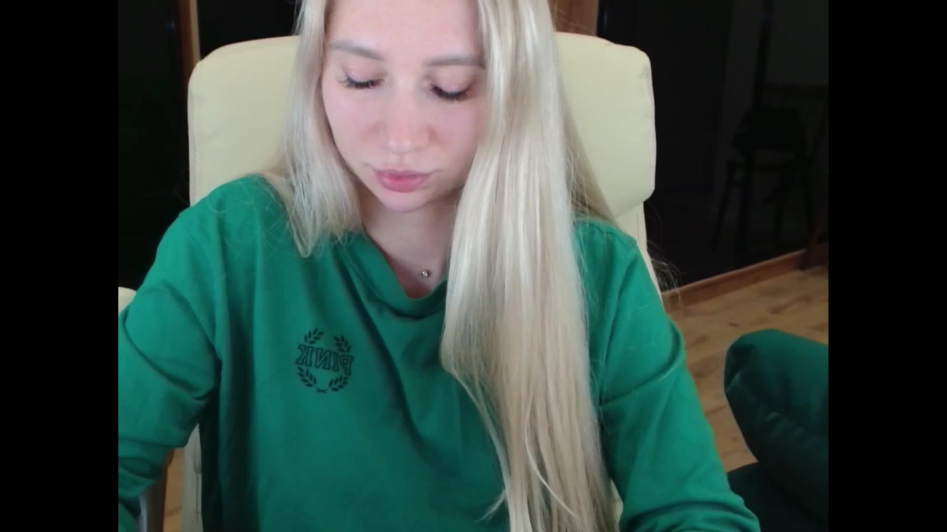 Gallery image thumbnail from Miss_Sylvia's myfreecams stream on, 06/20/2025, 20:00 image 13 of 20