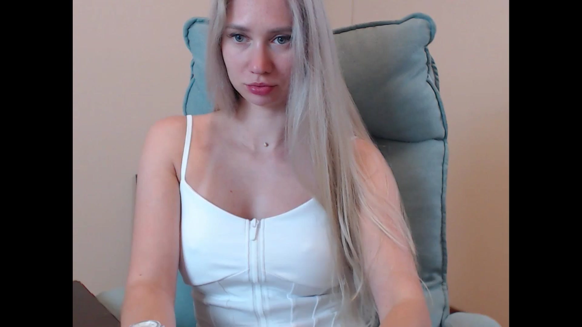 Gallery image thumbnail from Miss_Sylvia's myfreecams stream on, 07/04/2025, 16:49 image 8 of 20