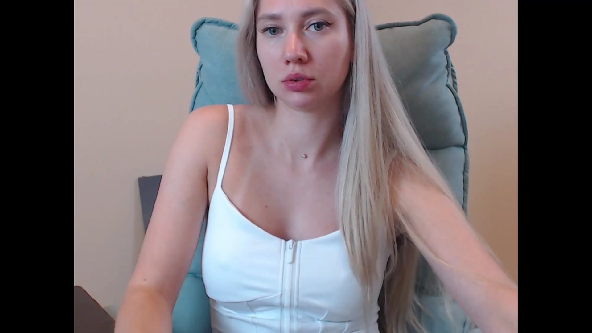 Gallery image thumbnail from Miss_Sylvia's myfreecams stream on, 07/04/2025, 16:49 image 2 of 20