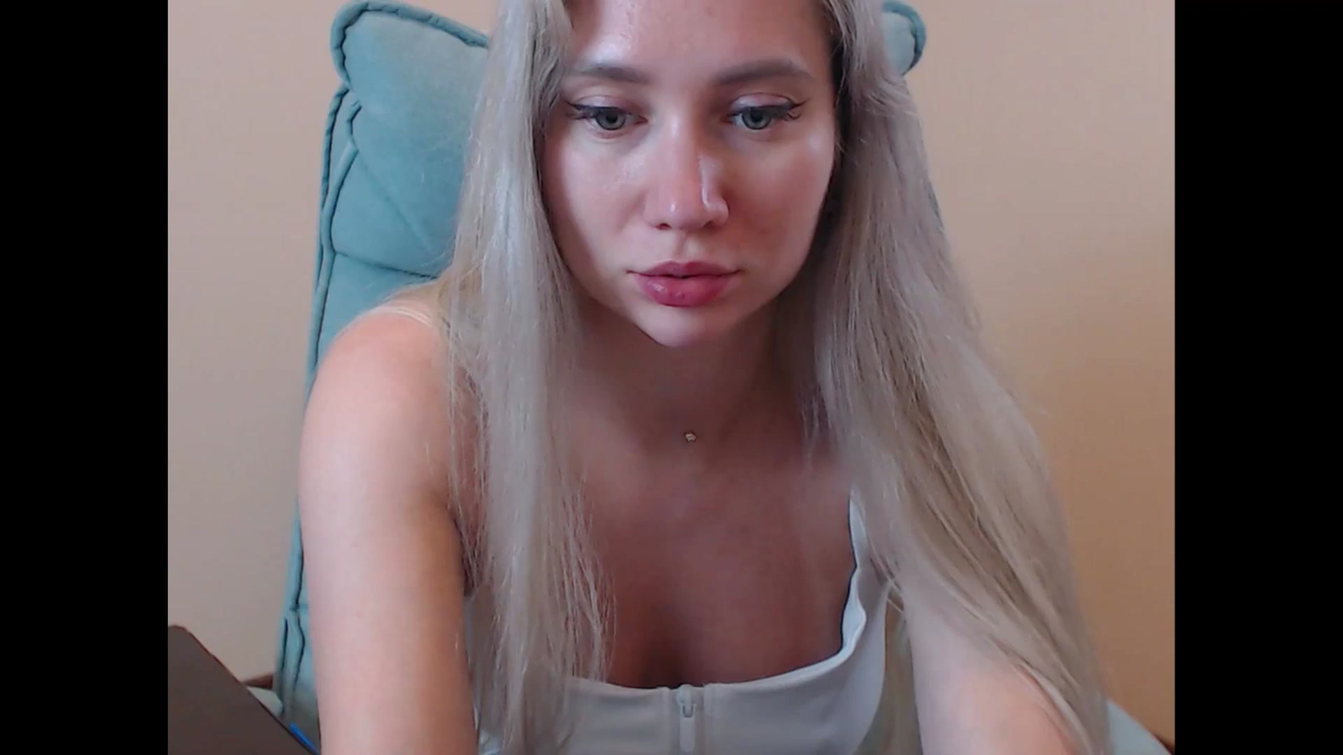 Gallery image thumbnail from Miss_Sylvia's myfreecams stream on, 07/04/2025, 16:49 image 19 of 20