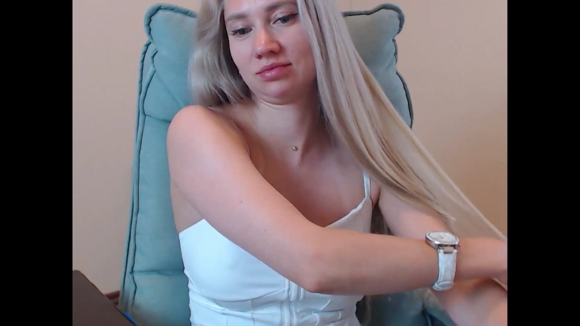 Gallery image thumbnail from Miss_Sylvia's myfreecams stream on, 07/04/2025, 16:49 image 17 of 20