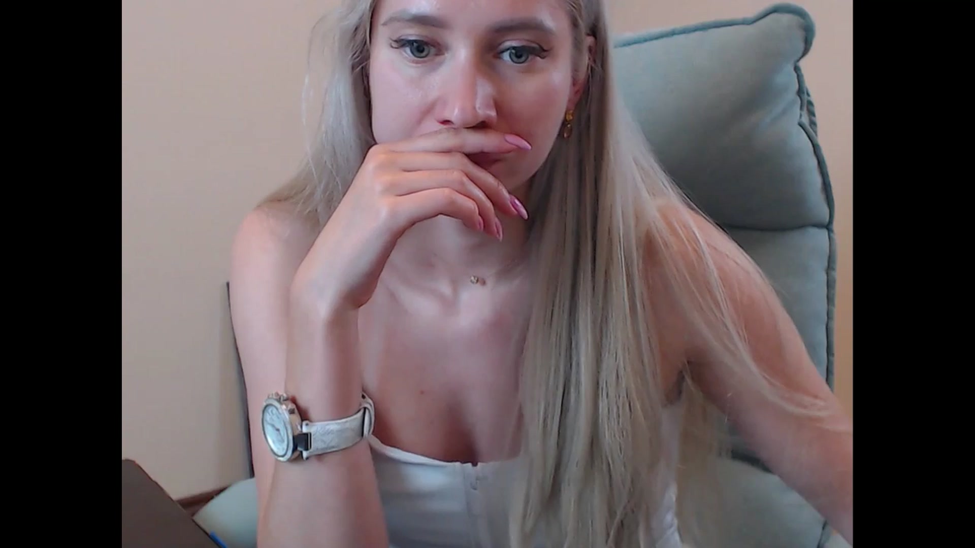 Gallery image thumbnail from Miss_Sylvia's myfreecams stream on, 07/04/2025, 19:50 image 17 of 20