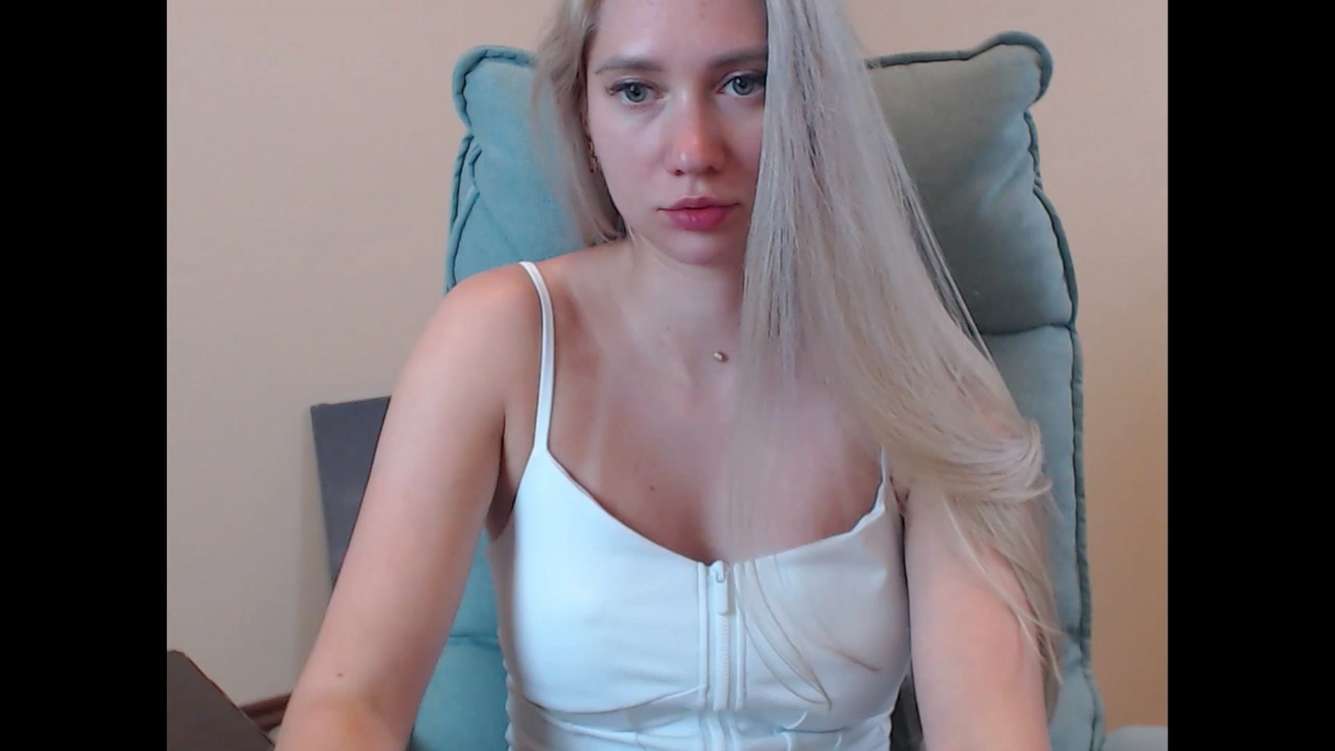Gallery image thumbnail from Miss_Sylvia's myfreecams stream on, 07/04/2025, 20:14 image 13 of 20