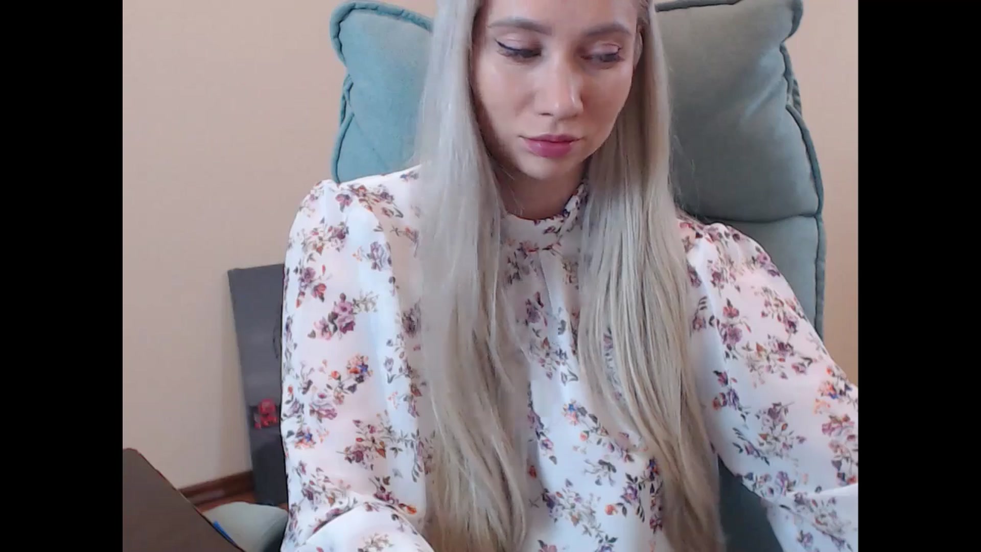 Gallery image thumbnail from Miss_Sylvia's myfreecams stream on, 07/05/2025, 17:33 image 8 of 20