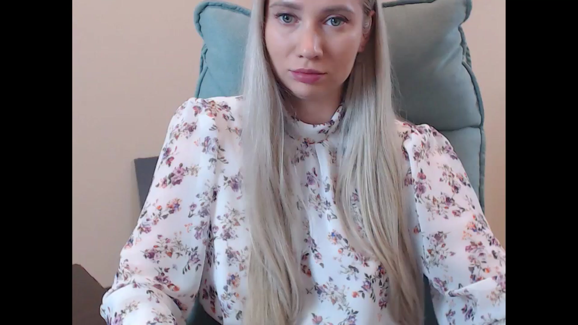 Gallery image thumbnail from Miss_Sylvia's myfreecams stream on, 07/05/2025, 17:33 image 9 of 20