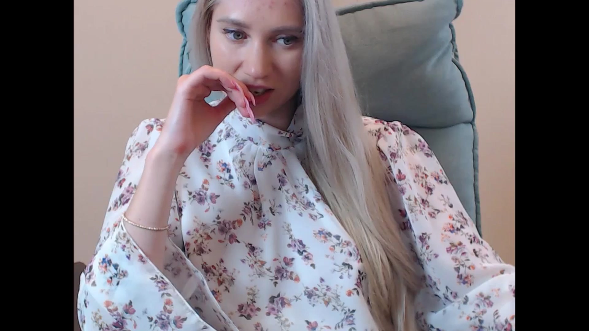Gallery image thumbnail from Miss_Sylvia's myfreecams stream on, 07/05/2025, 18:40 image 11 of 20