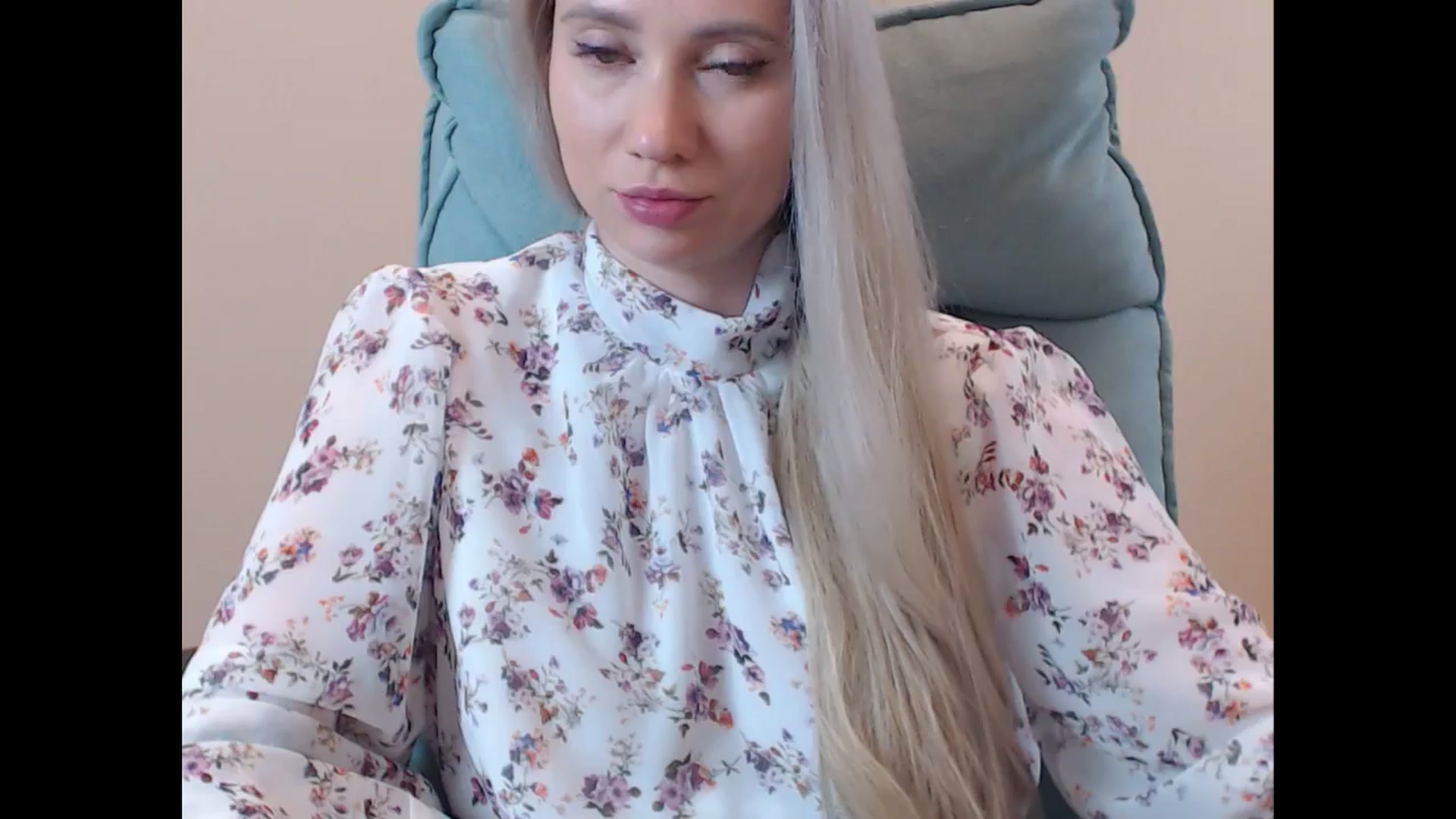 Gallery image thumbnail from Miss_Sylvia's myfreecams stream on, 07/05/2025, 18:40 image 3 of 20