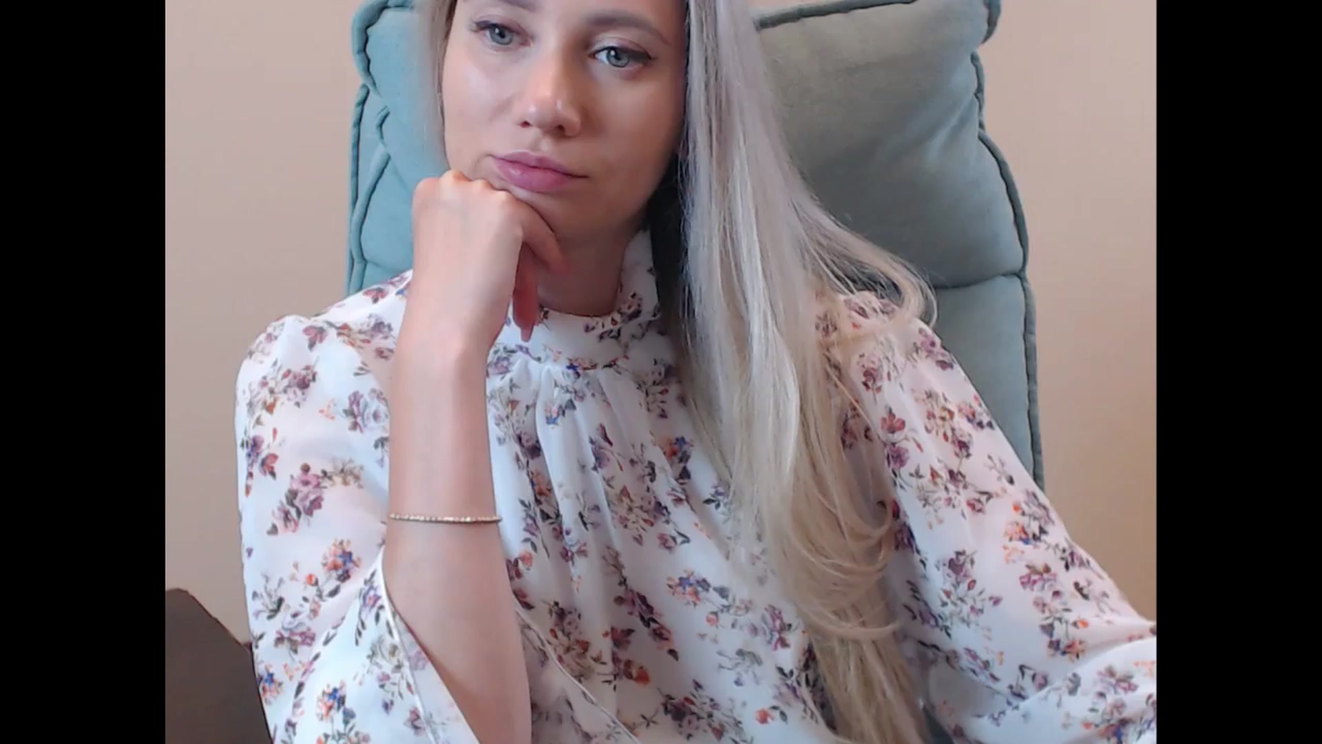 Gallery image thumbnail from Miss_Sylvia's myfreecams stream on, 07/05/2025, 18:40 image 5 of 20