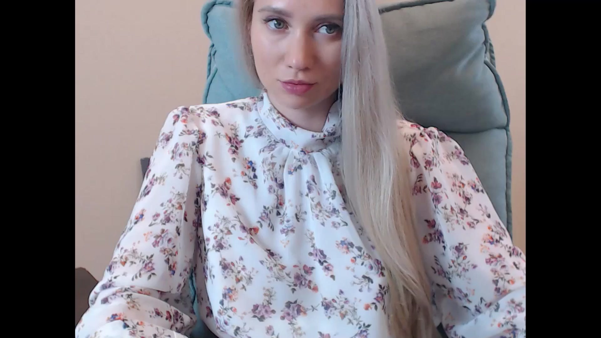 Gallery image thumbnail from Miss_Sylvia's myfreecams stream on, 07/05/2025, 18:40 image 8 of 20