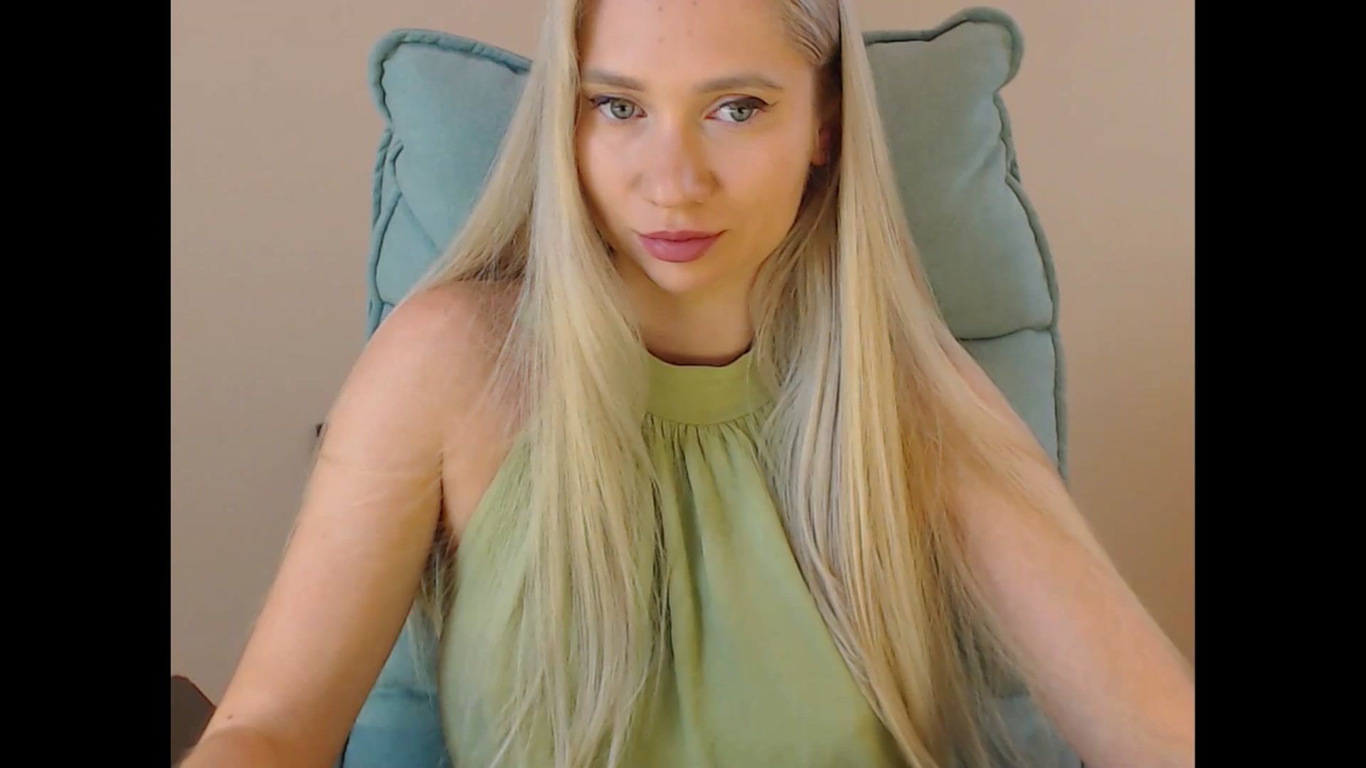 Gallery image thumbnail from Miss_Sylvia's myfreecams stream on, 07/07/2025, 17:37 image 18 of 20
