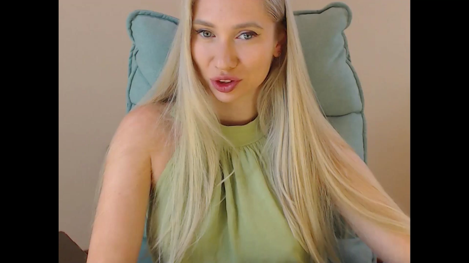 Gallery image thumbnail from Miss_Sylvia's myfreecams stream on, 07/07/2025, 17:37 image 15 of 20