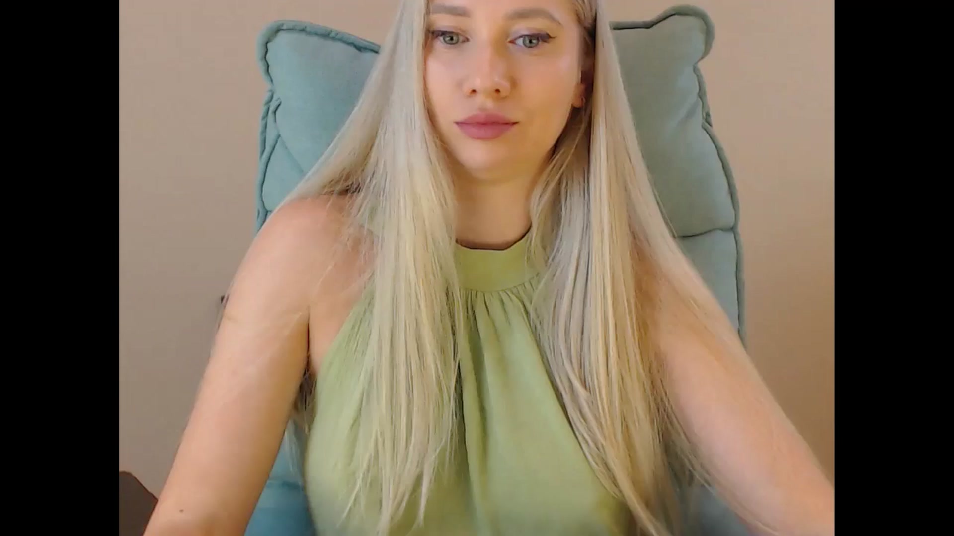 Gallery image thumbnail from Miss_Sylvia's myfreecams stream on, 07/07/2025, 17:37 image 19 of 20