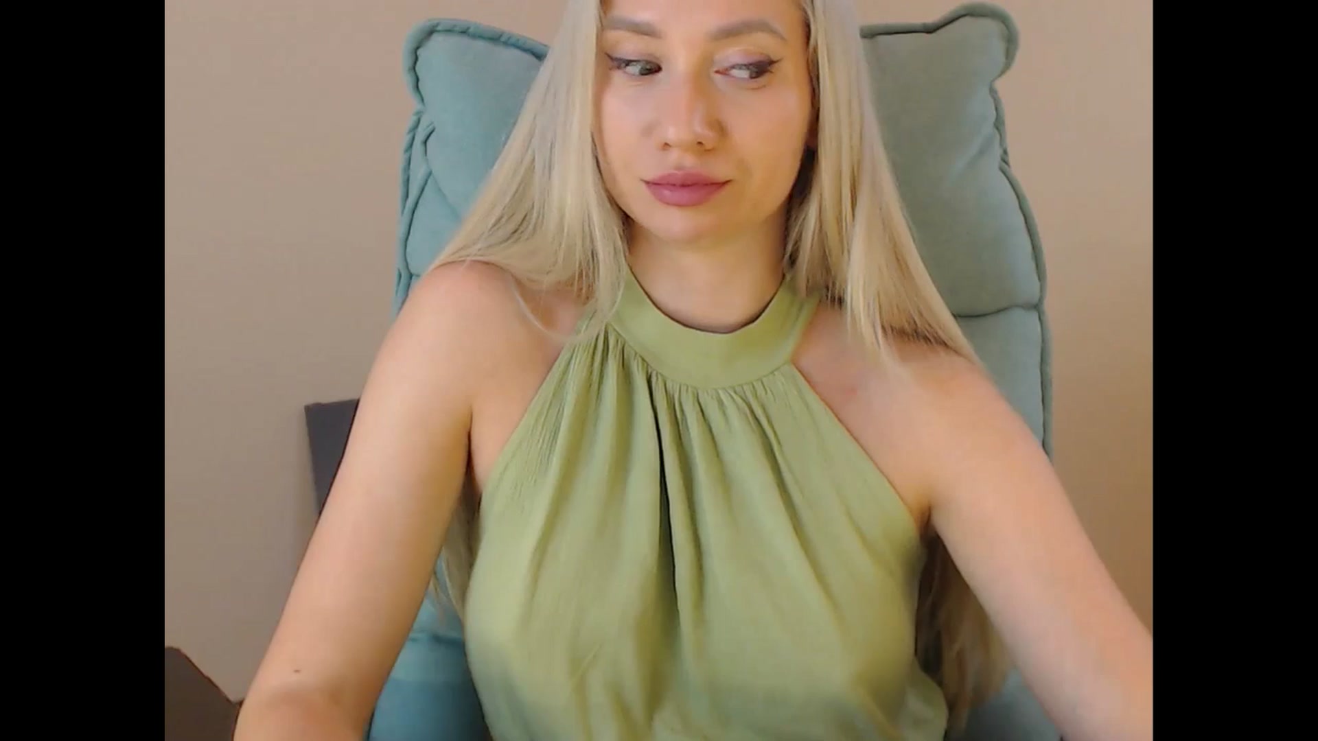 Gallery image thumbnail from Miss_Sylvia's myfreecams stream on, 07/07/2025, 18:15 image 6 of 20