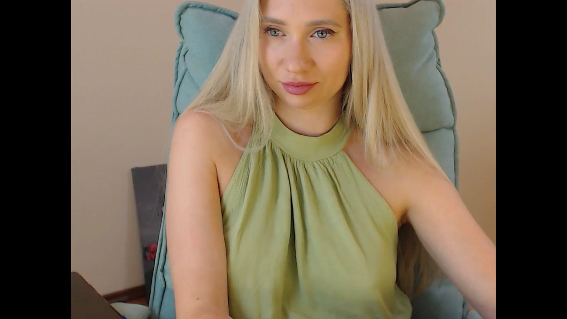 Gallery image thumbnail from Miss_Sylvia's myfreecams stream on, 07/07/2025, 18:15 image 20 of 20